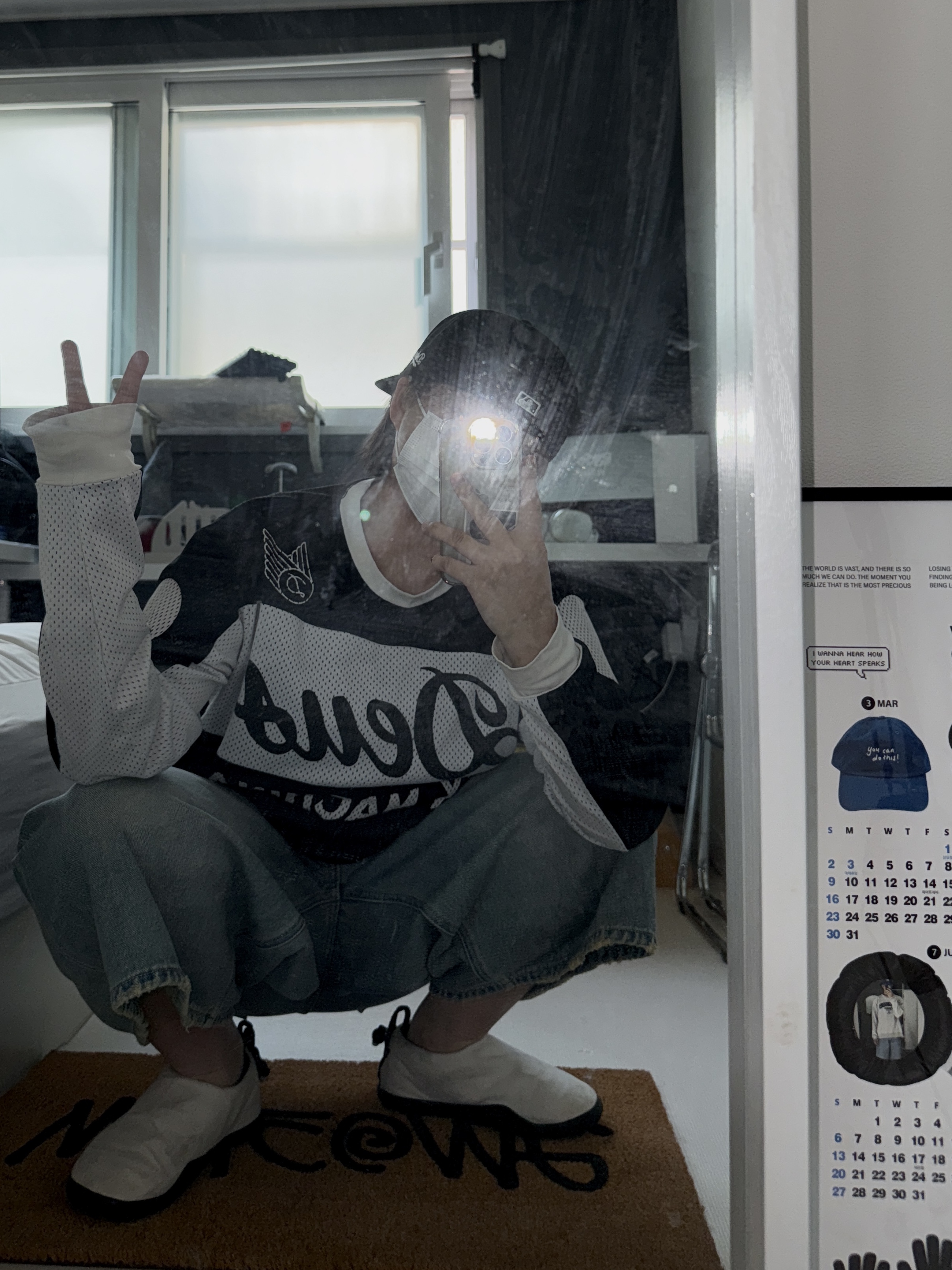 Deus Ex Machina Saber Moto Jersey Black, Nike ACG Moc Summit White and Black 착용 스타일