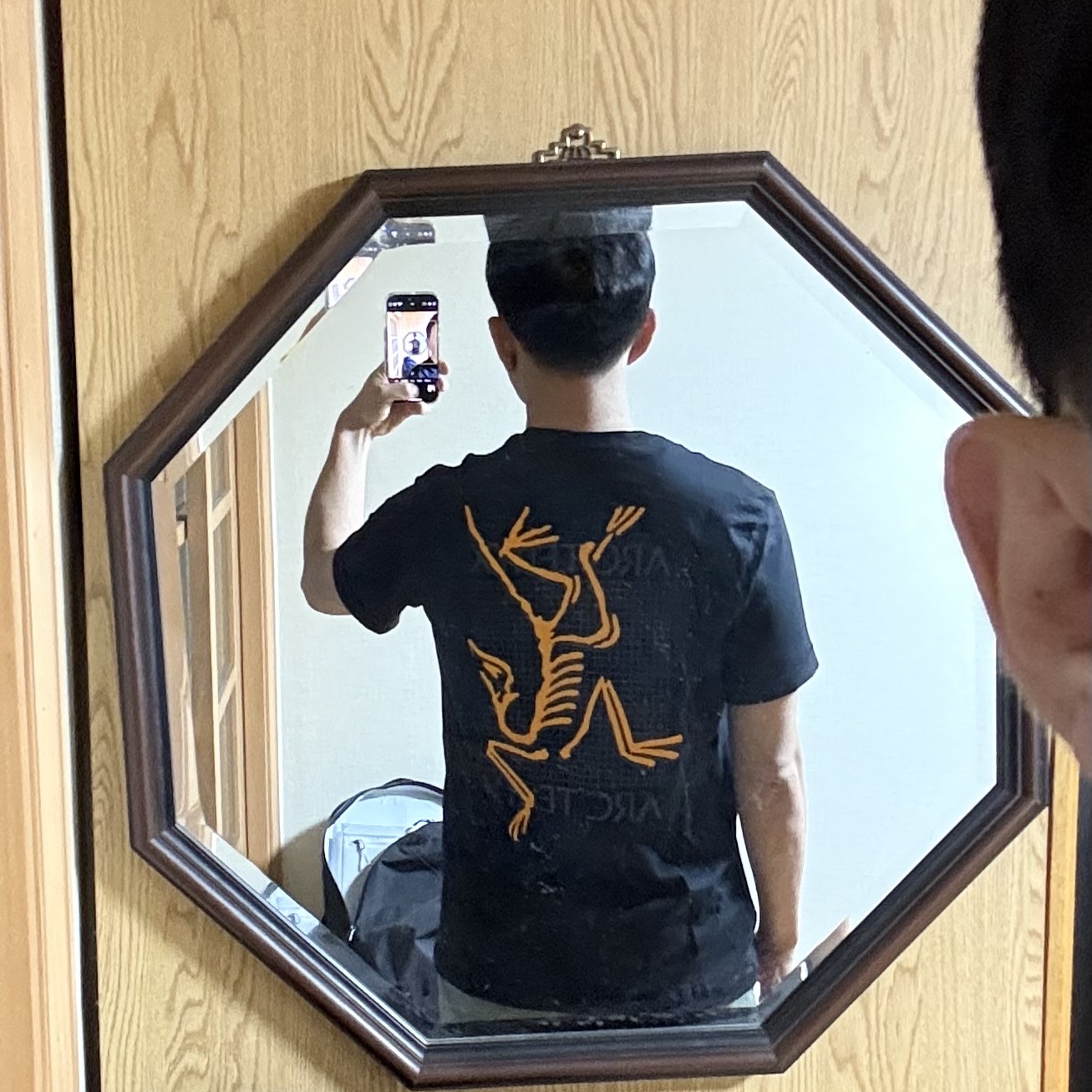 Arc'teryx Arc'Multi Bird Logo SS T-Shirt Black 착용 스타일 - 4