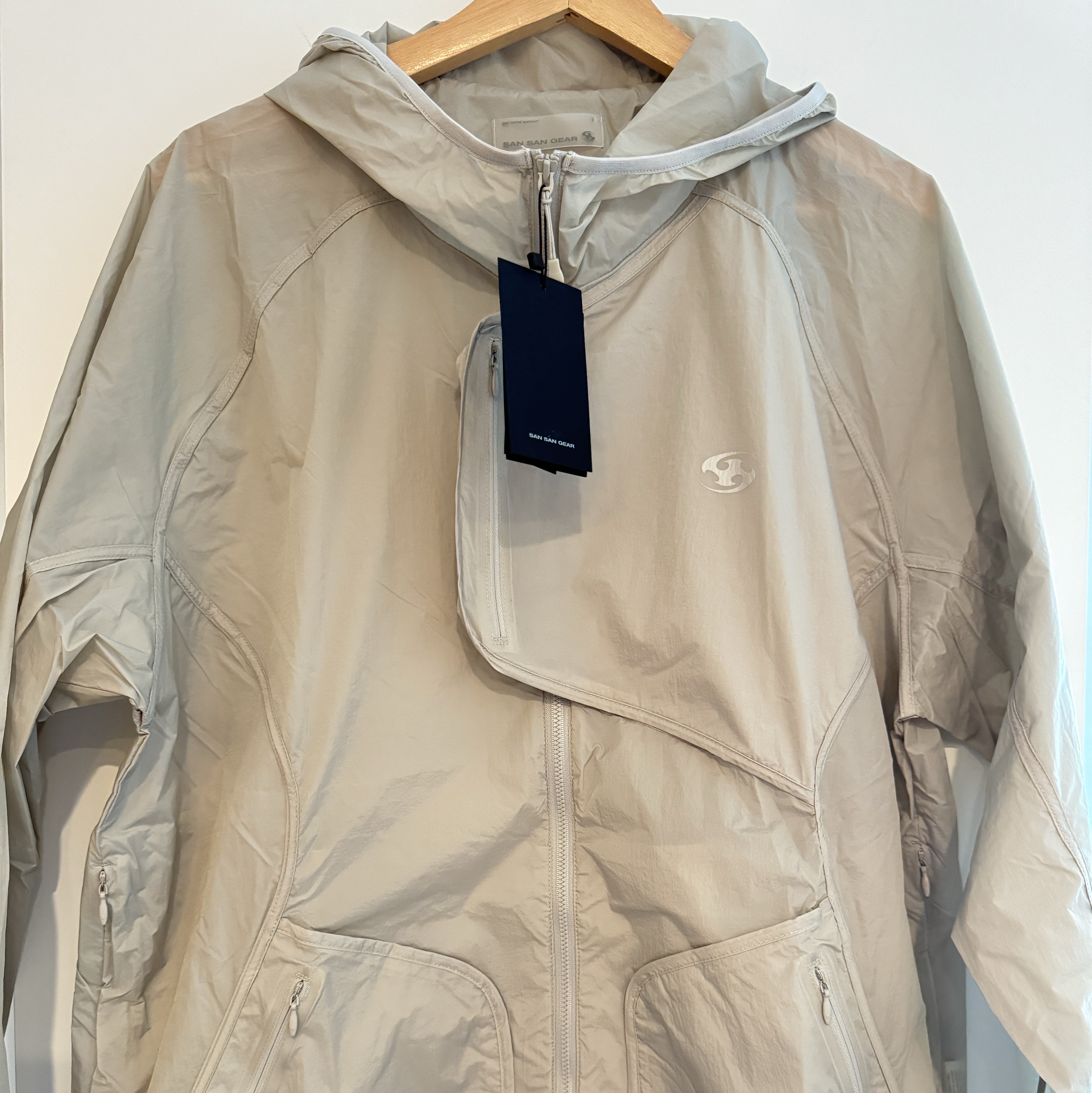 Sansan Gear 3D Pocket Jacket Light Grey - 24SS 착용 스타일