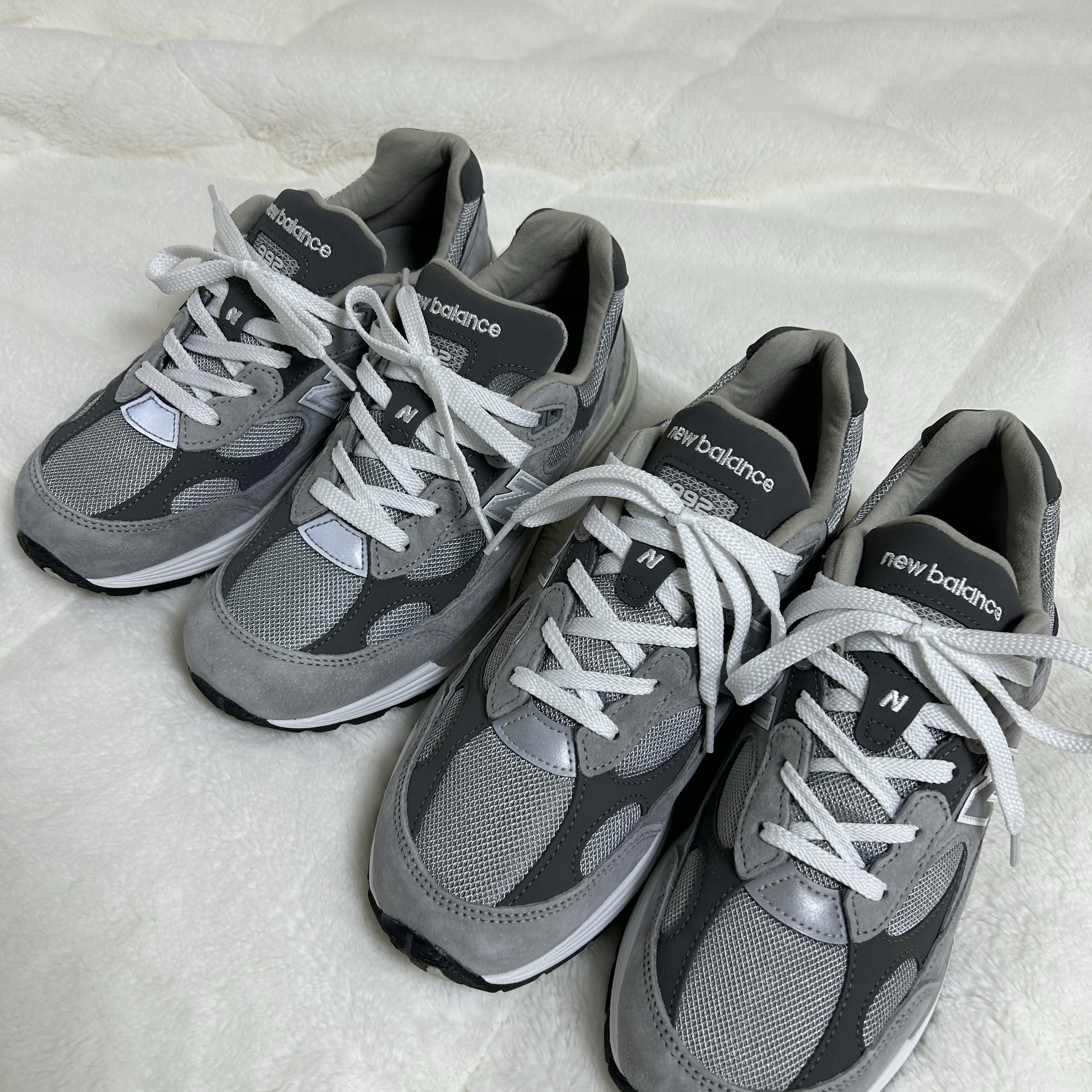 New Balance 992 Made in USA Core Grey Silver Metallic 착용 스타일