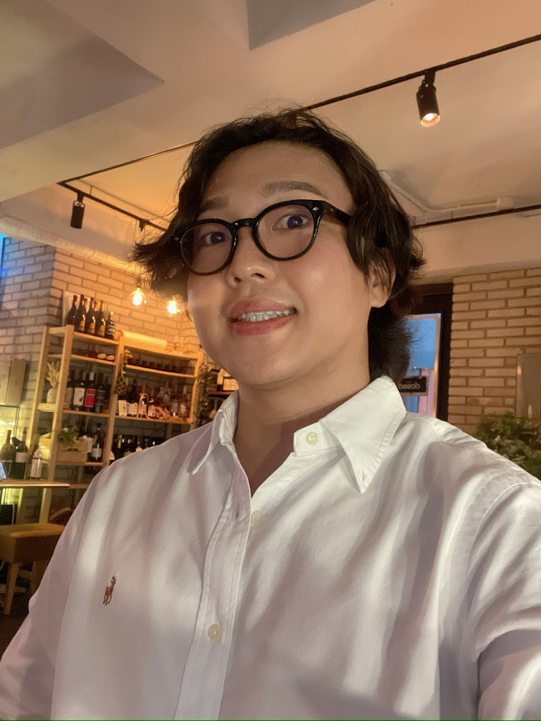 KREAM 프로필 이미지