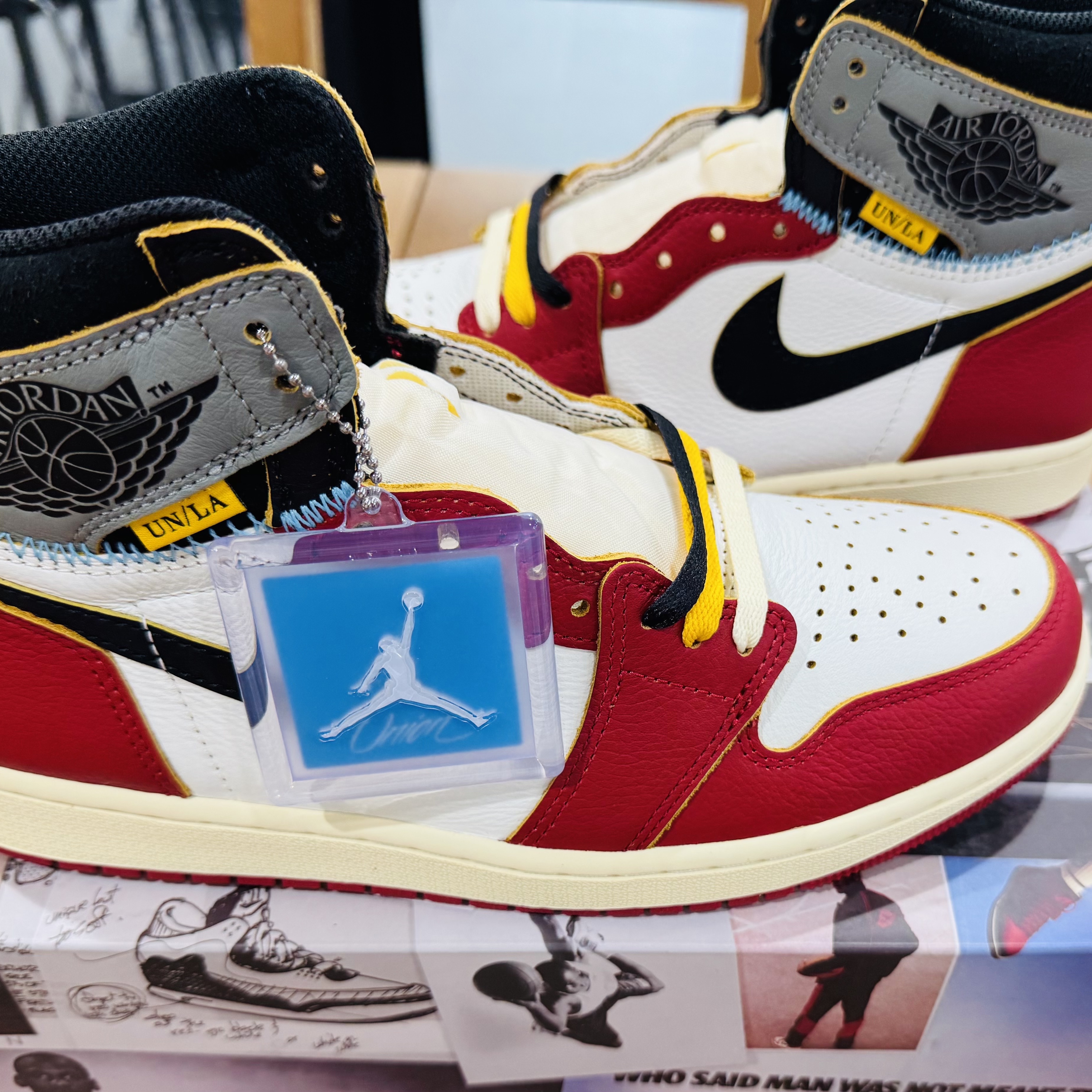 Jordan 1 x Union Retro High OG Chicago Shadow 착용 스타일 - 3