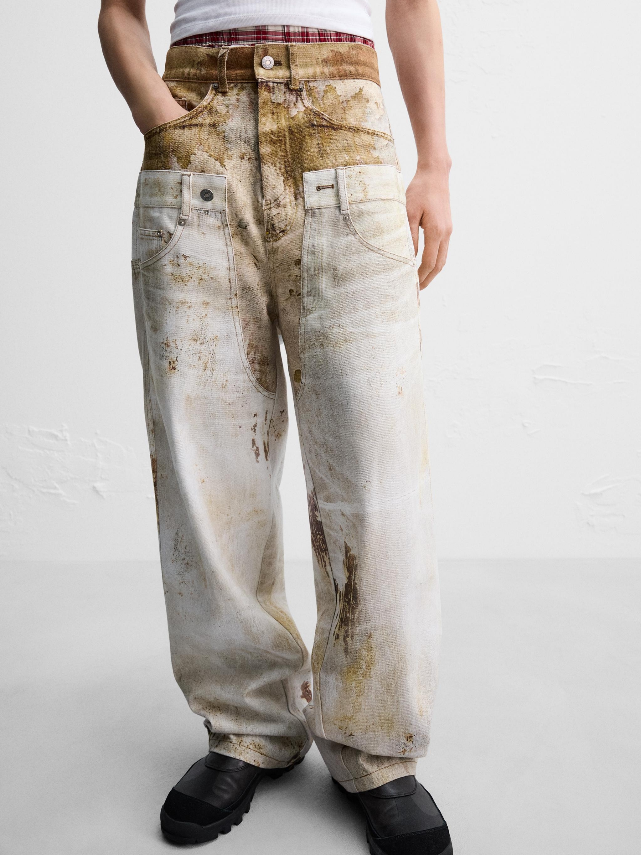 Zara x Andersson Bell Double Waistband Printed Jeans Yellow 착용 스타일