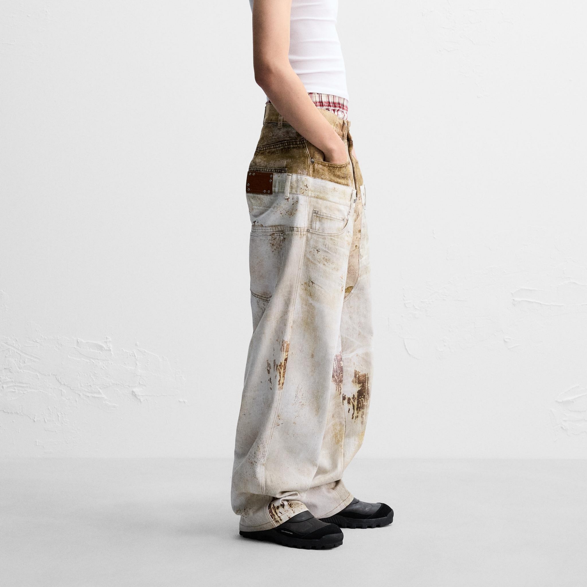 Zara x Andersson Bell Double Waistband Printed Jeans Yellow 착용 스타일