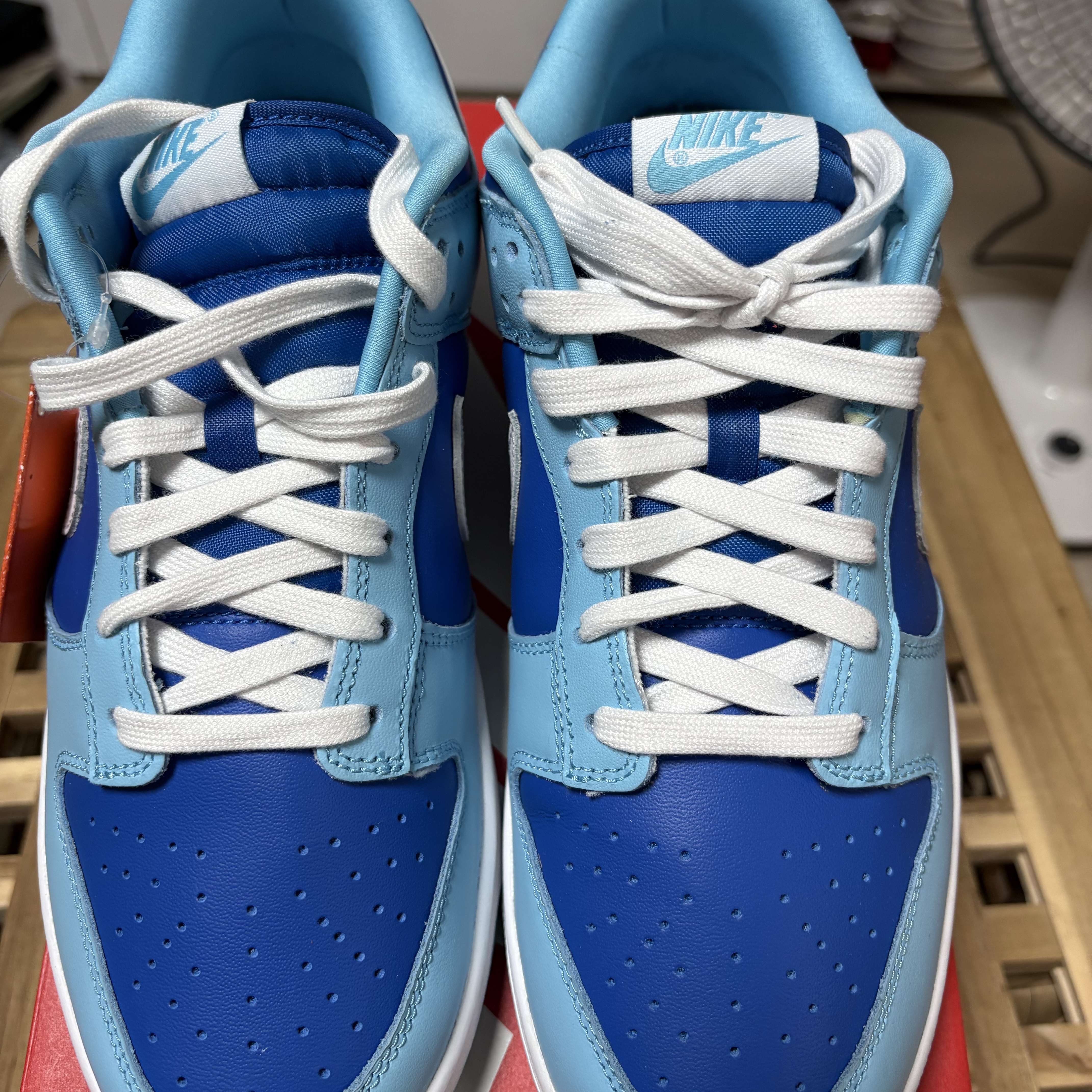 Nike Dunk Low Retro QS Argon 착용 스타일 - 4