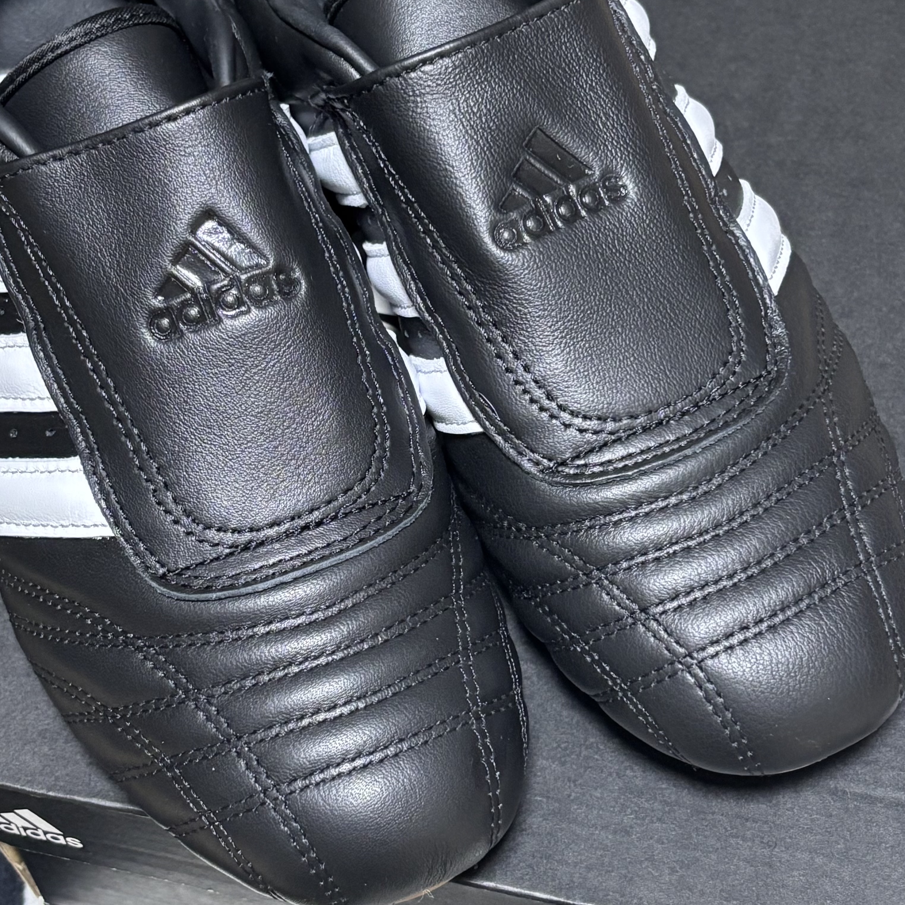 (W) Adidas Taekwondo Core Black Cloud White 착용 스타일