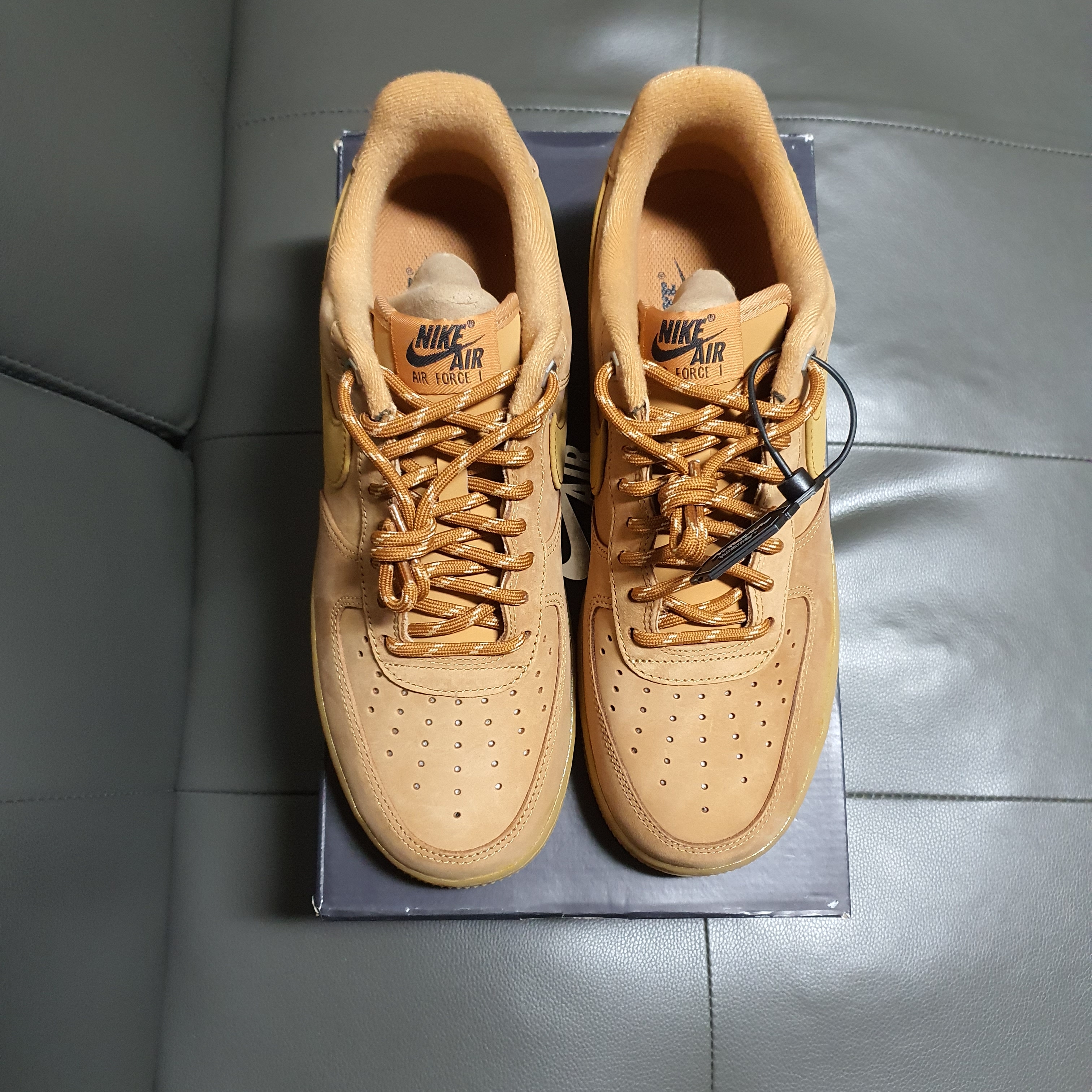 Nike Air Force 1 '07 WB Flax 착용 스타일