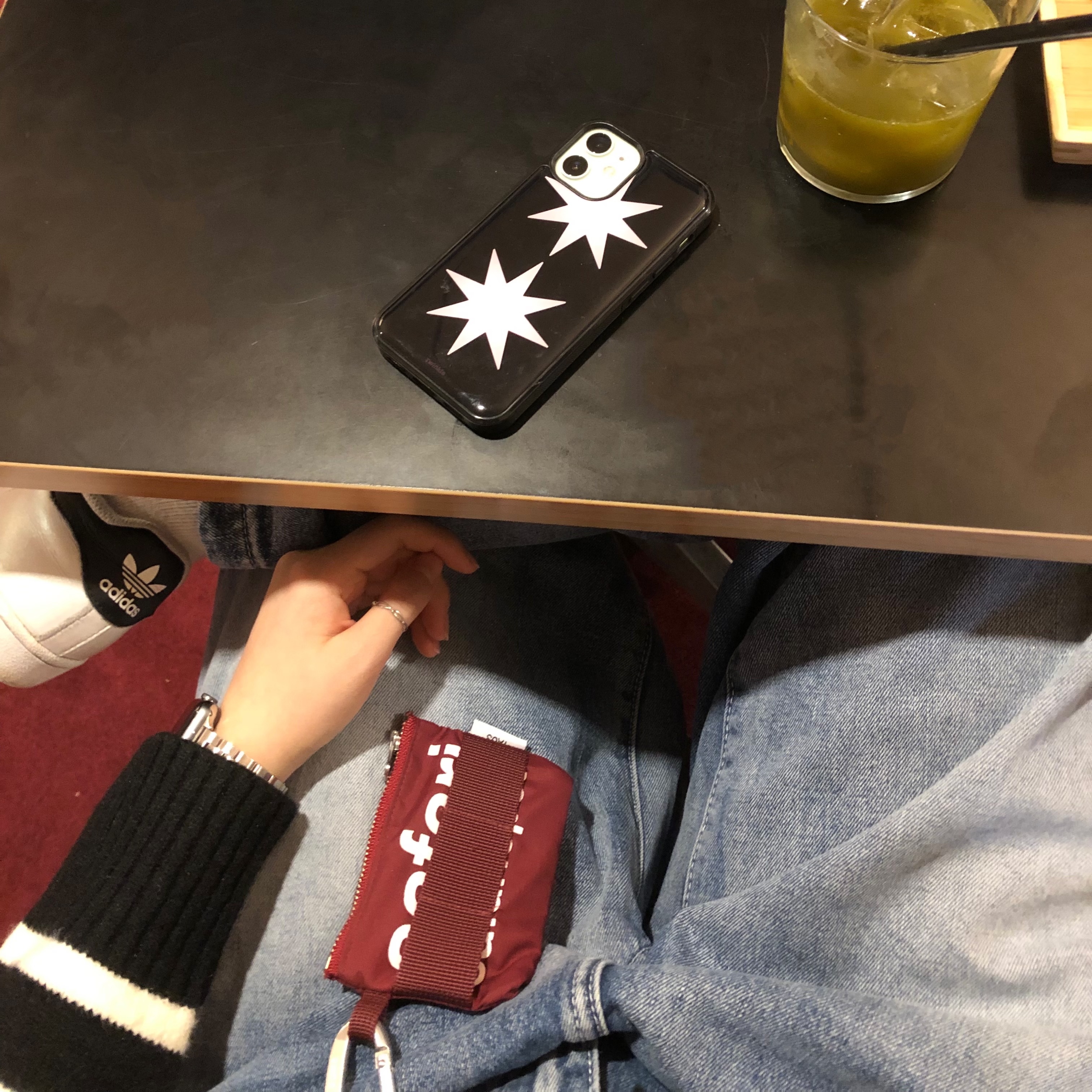 Safarispot Basic Safari Keyring Card Wallet Burgundy 착용 스타일