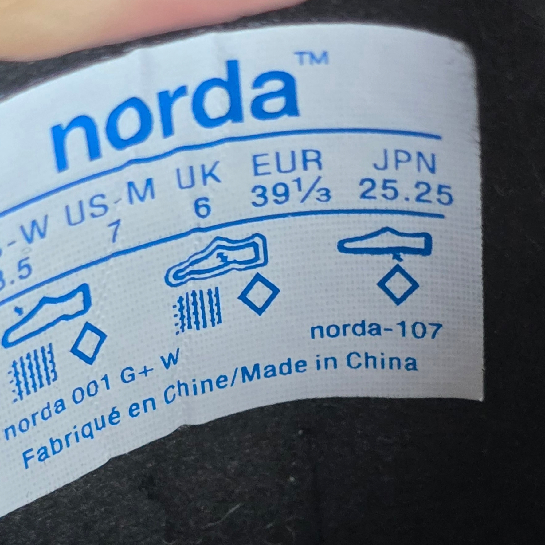 (W) Norda 001/A G+ Stealth Black 착용 스타일 - 6