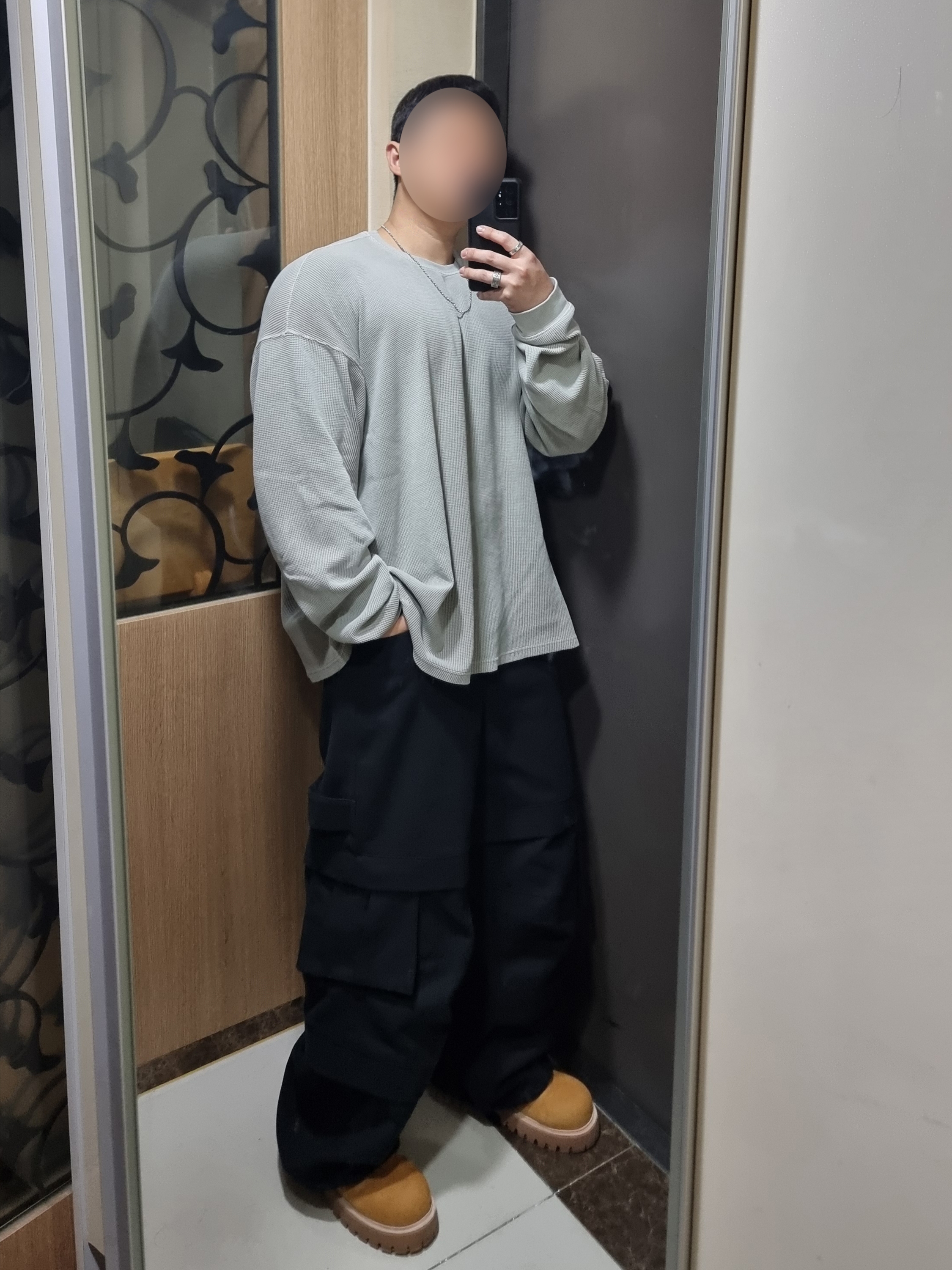 Undermycar Mu.77 Anti Fxxking Logo Play Brush Washed Thermal Long Sleeve Sand, Kinchi x My Name Is Peter Boots - 888 (a) Yellow 착용 스타일 - 1