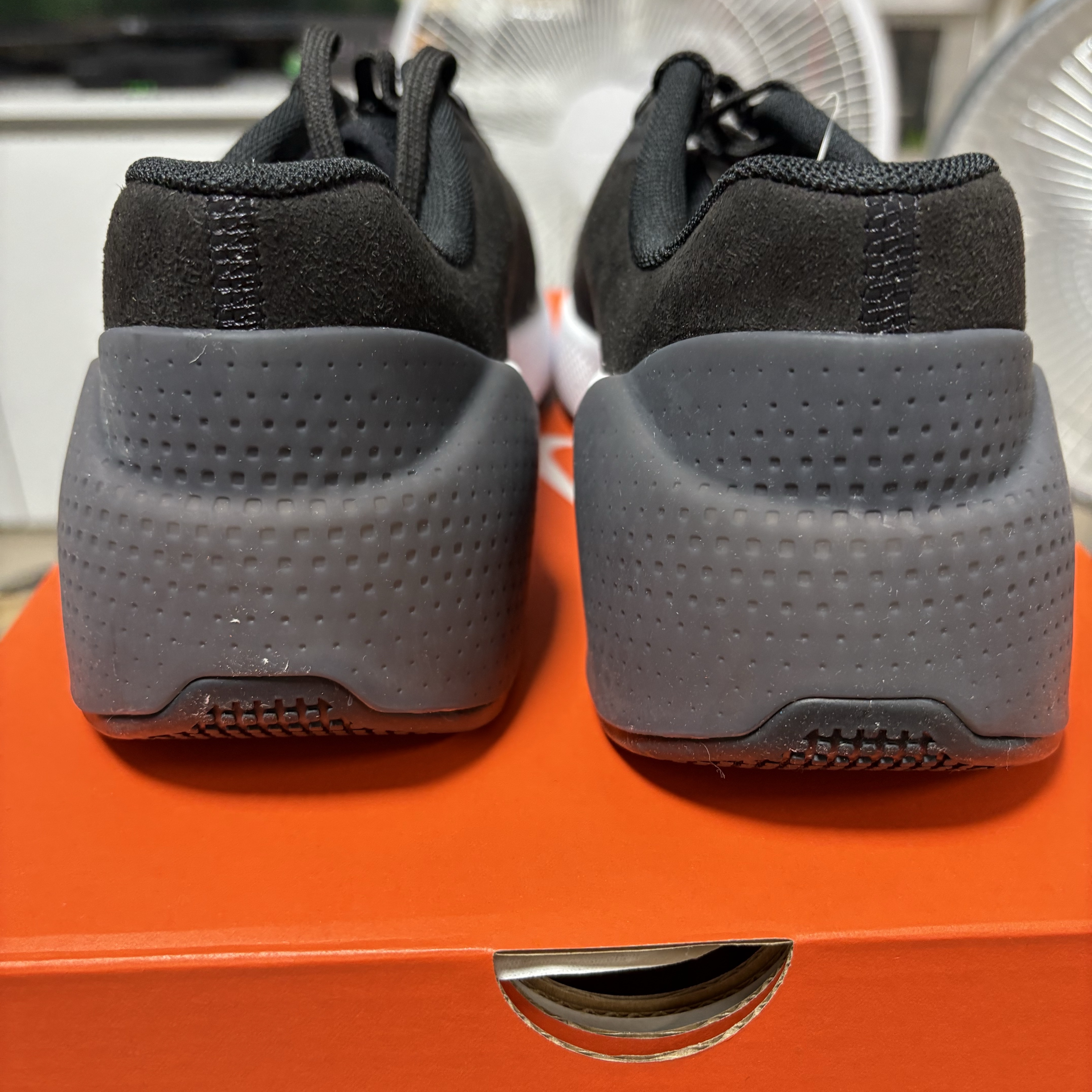 Nike Air Zoom TR 1 Black White 착용 스타일 - 5