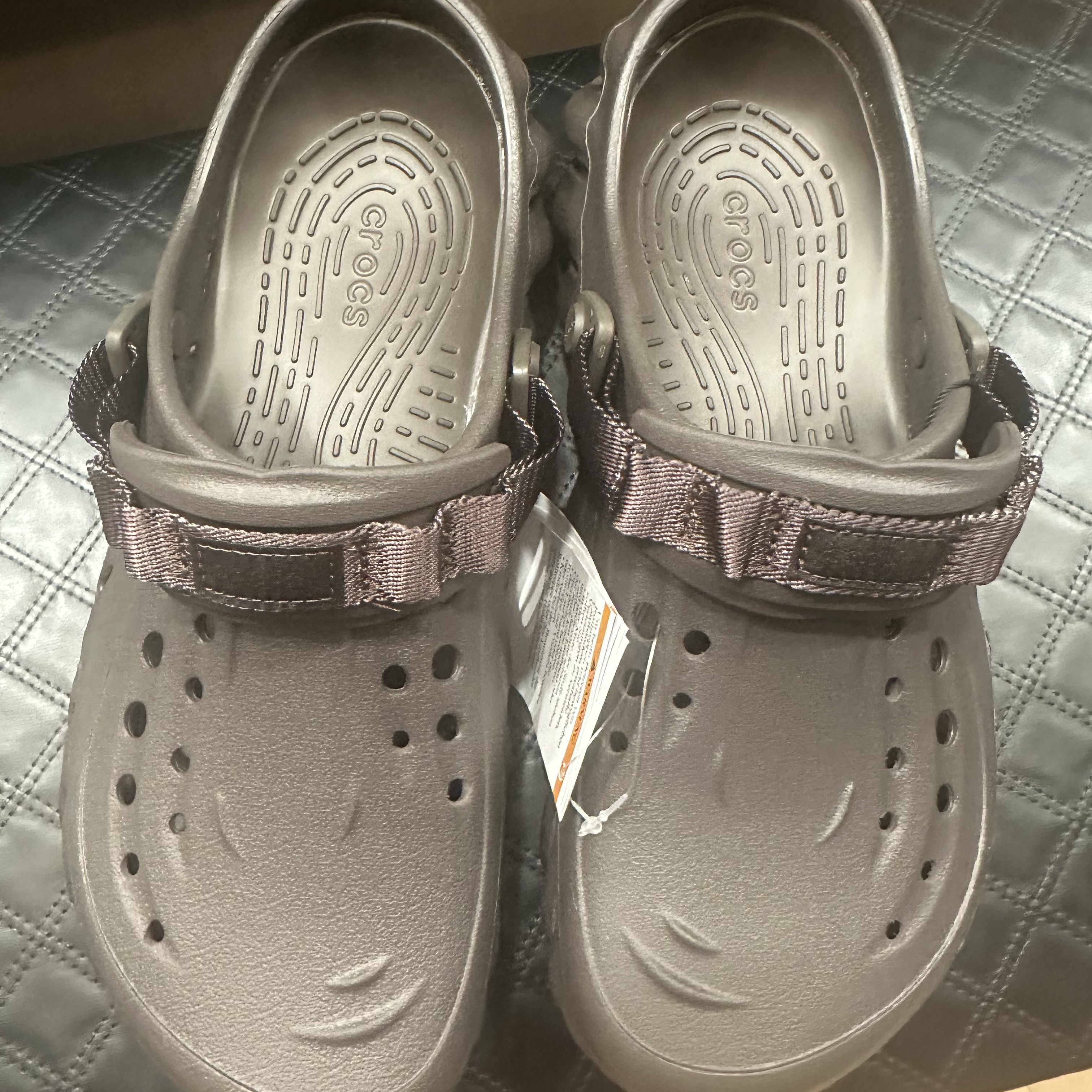 Crocs Echo Clog Espresso 착용 스타일