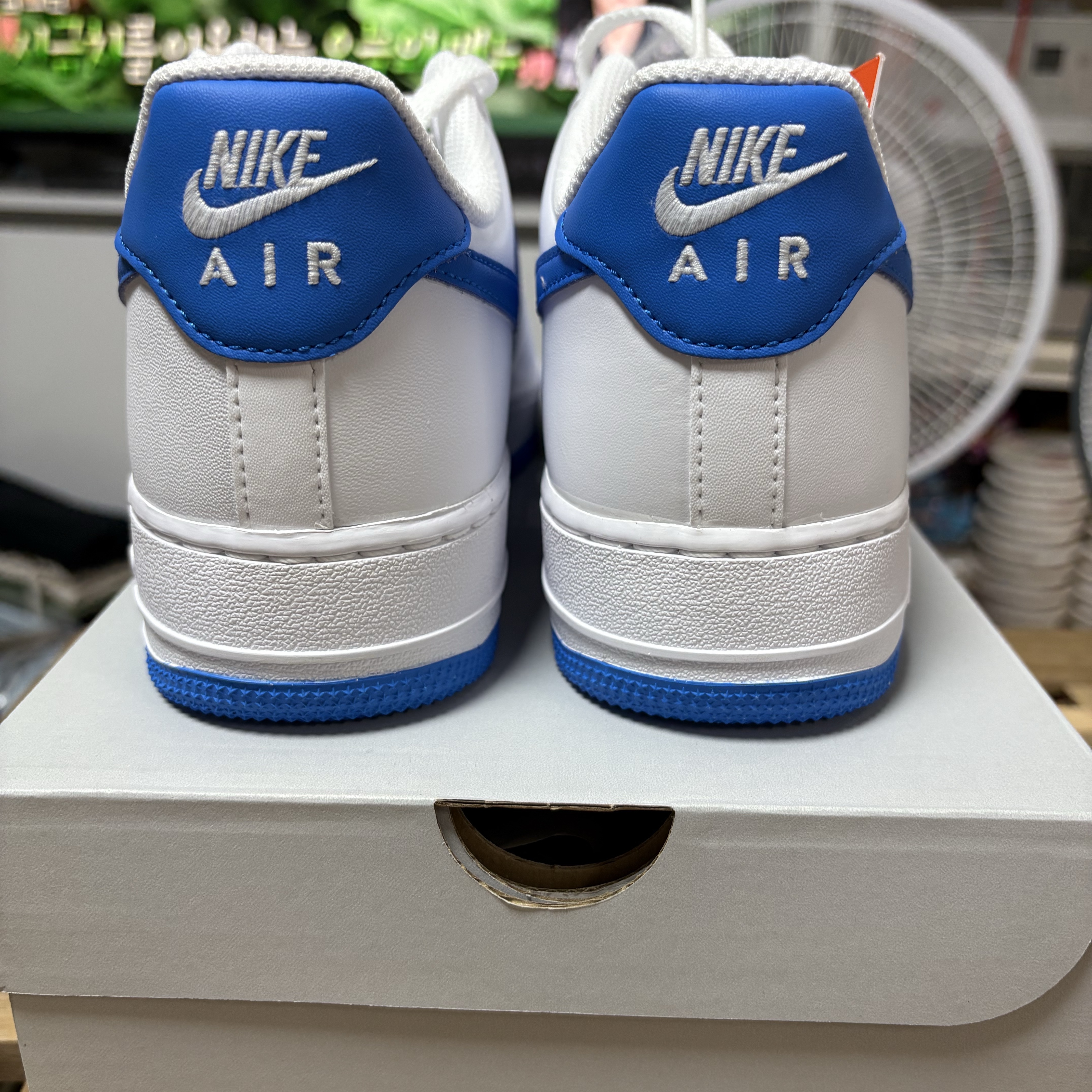 Nike Air Force 1 '07 White Photo Blue 착용 스타일 - 5