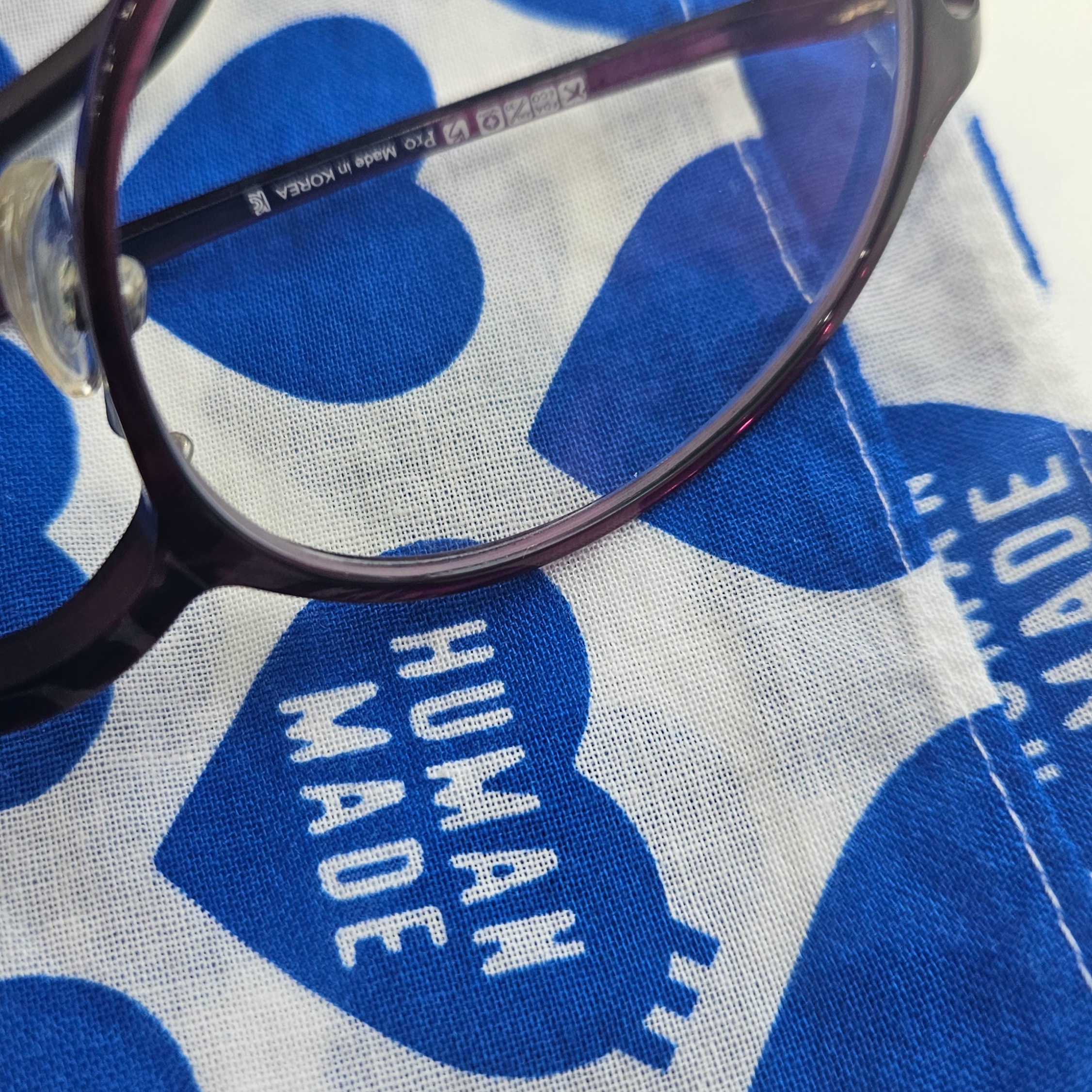 Human Made Big Bandana #2 Navy 착용 스타일 - 3