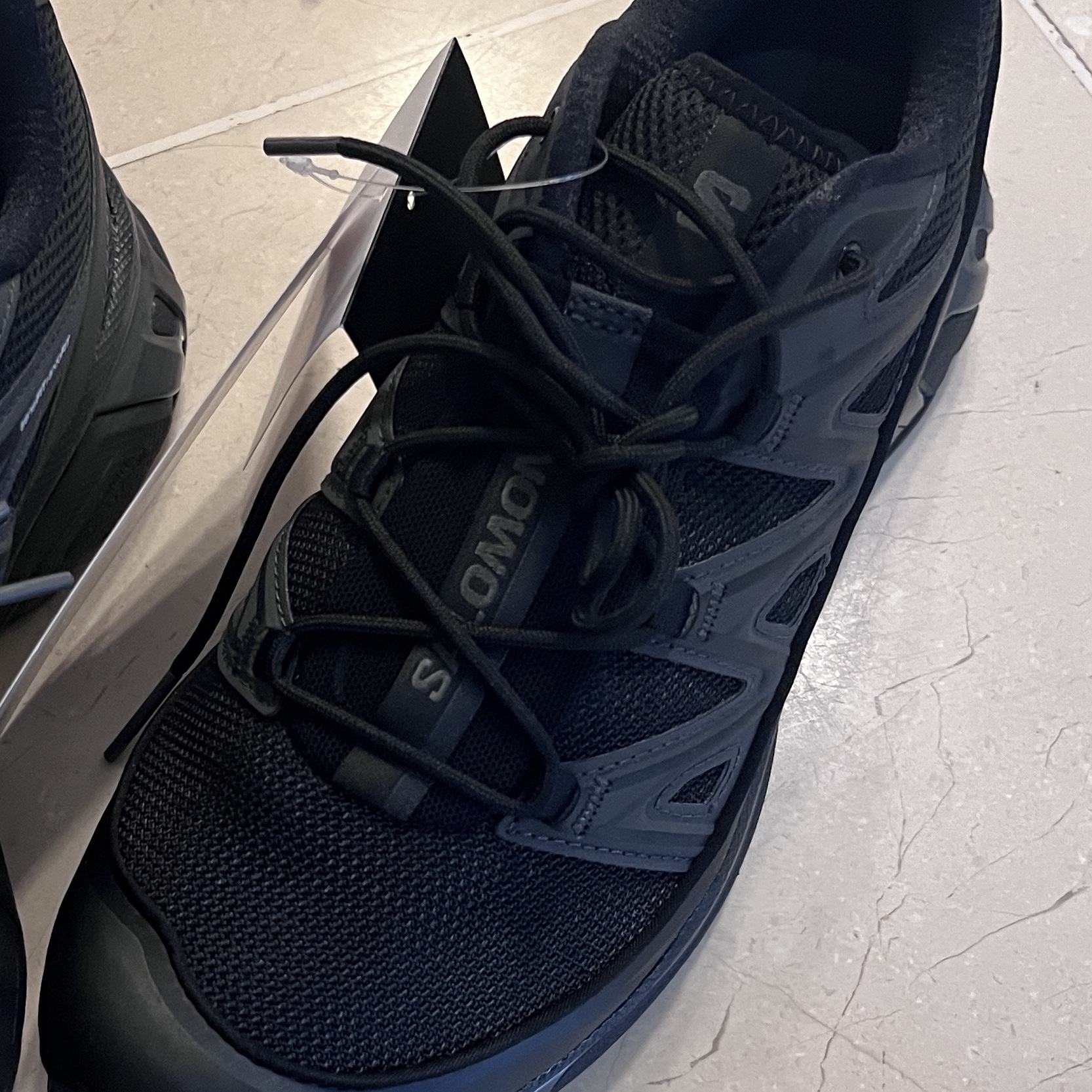 Salomon XT-6 Expanse Black Ebony 착용 스타일