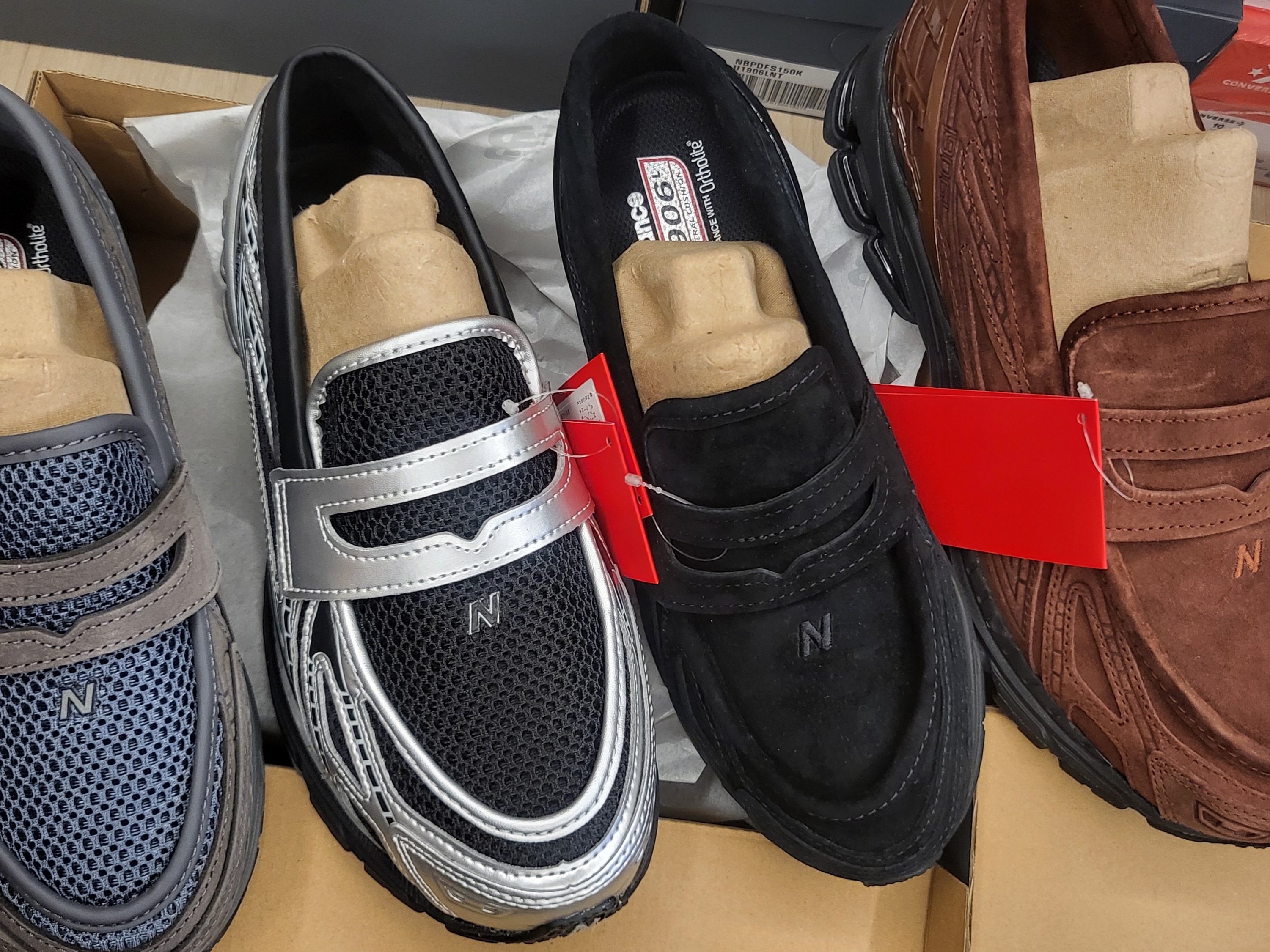 New Balance 1906L Black Black Cement, New Balance 1906L Rich Oak 착용 스타일