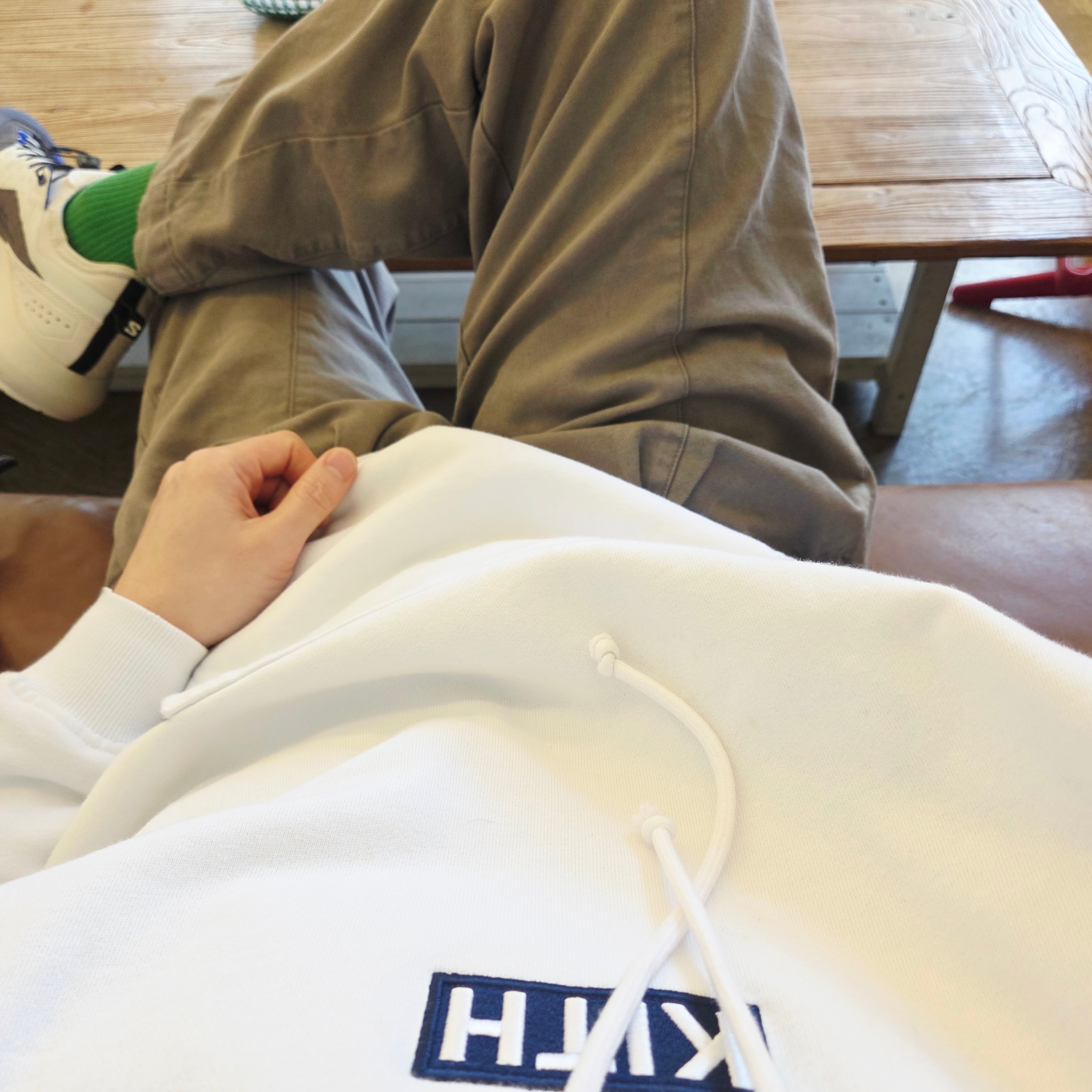 Kith Team USA Flag Williams III Hoodie White, Cost Per Kilo Moduler Cargo Pants Grey 착용 스타일