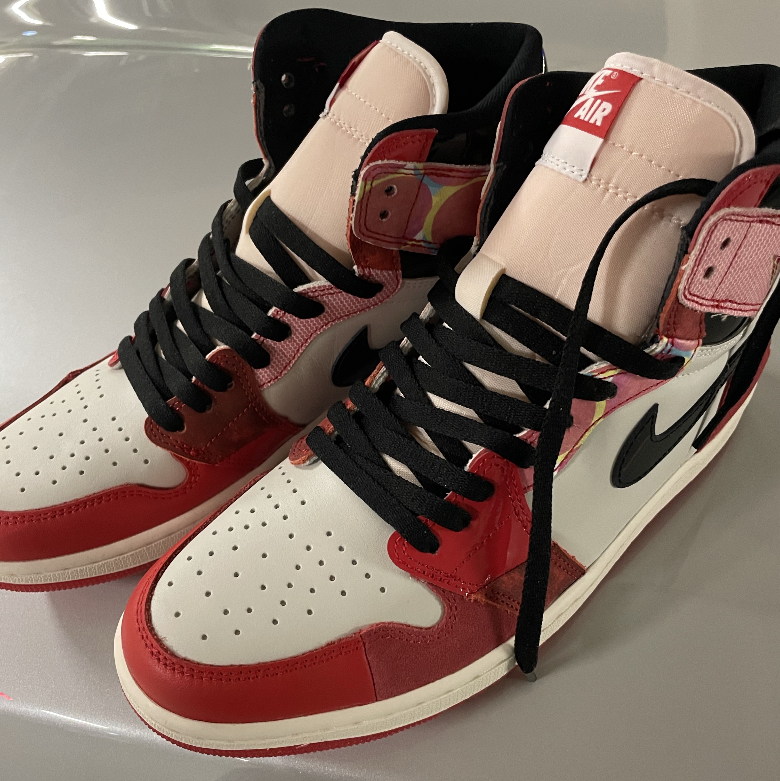 Jordan 1 Retro High Spider-Man Next Chapter 착용 스타일