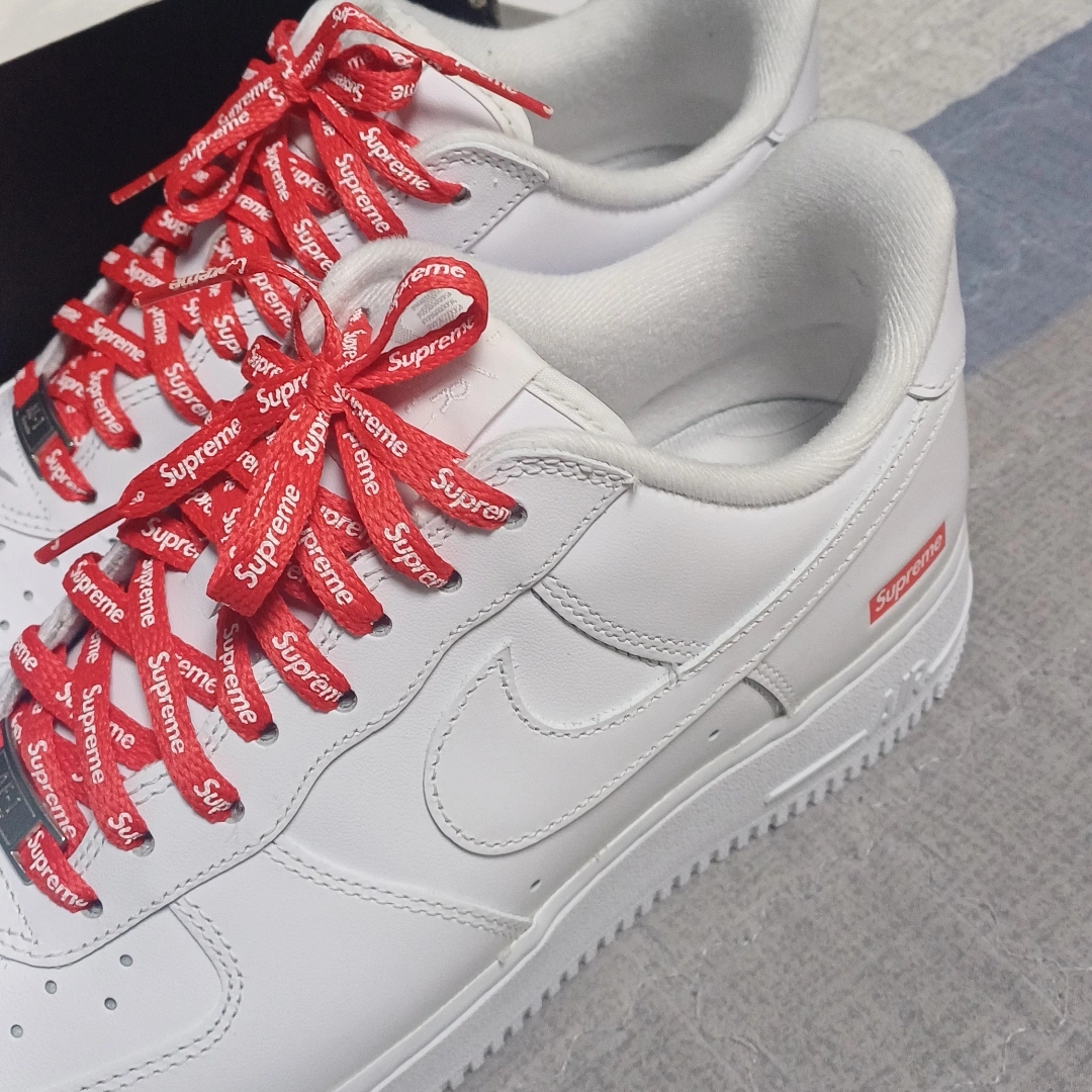 Nike x Supreme Air Force 1 Low White, Samsung Galaxy Watch7 40mm Bluetooth Cream (Korean Ver.) 착용 스타일 - 2