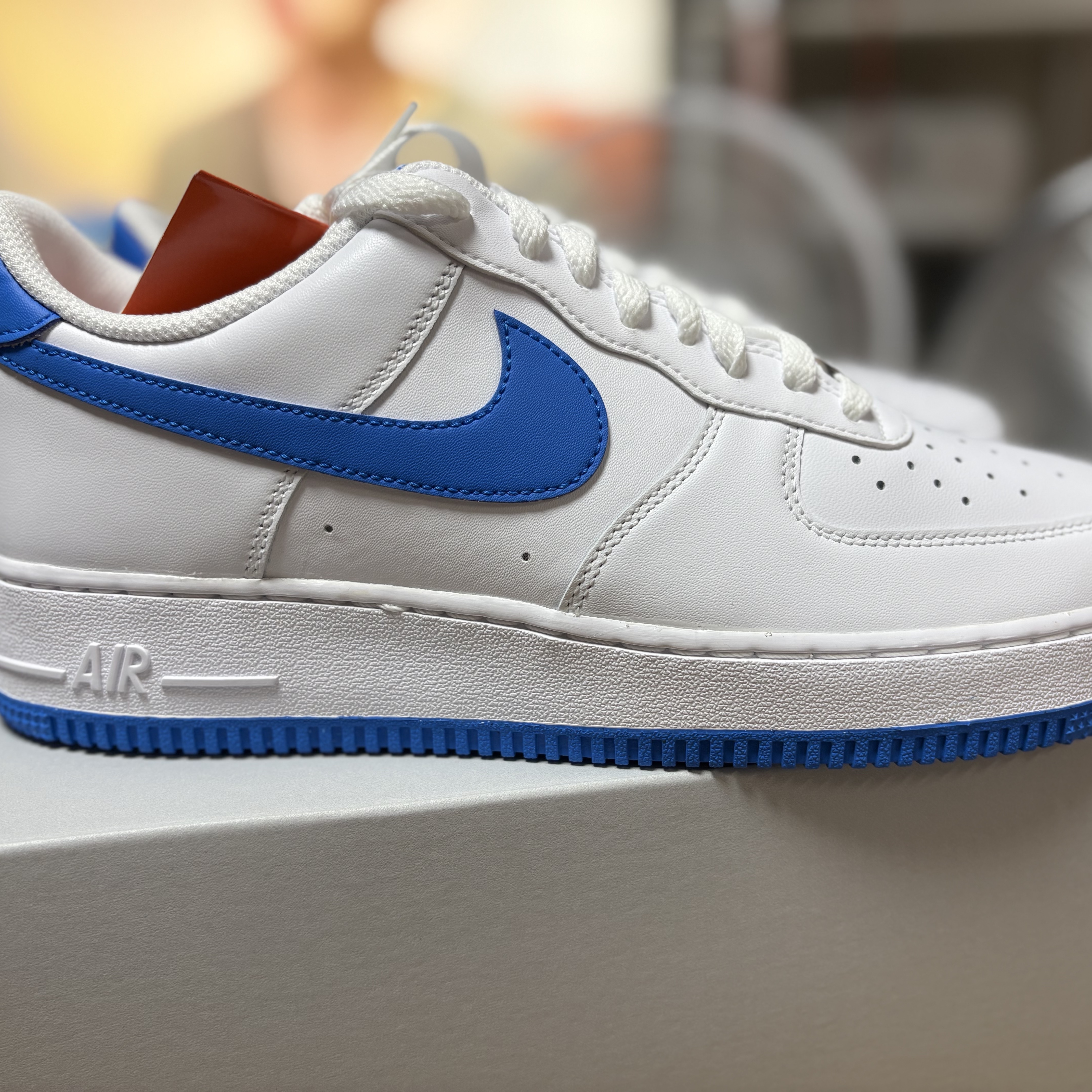 Nike Air Force 1 '07 White Photo Blue 착용 스타일 - 3
