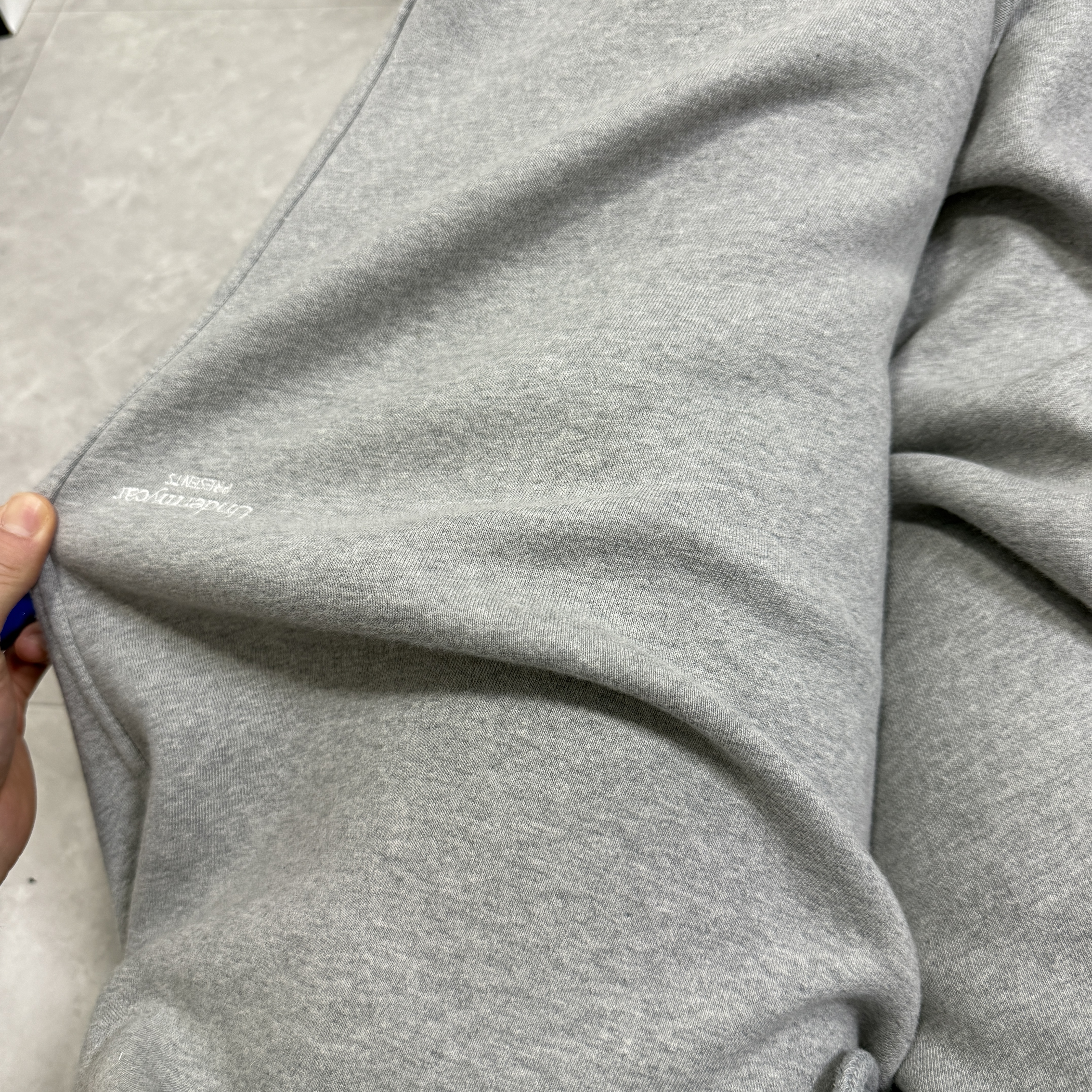 Undermycar Mu.03 Anti Fxxking Logo Play Oversized Sweat Jogger Melange Gray 착용 스타일