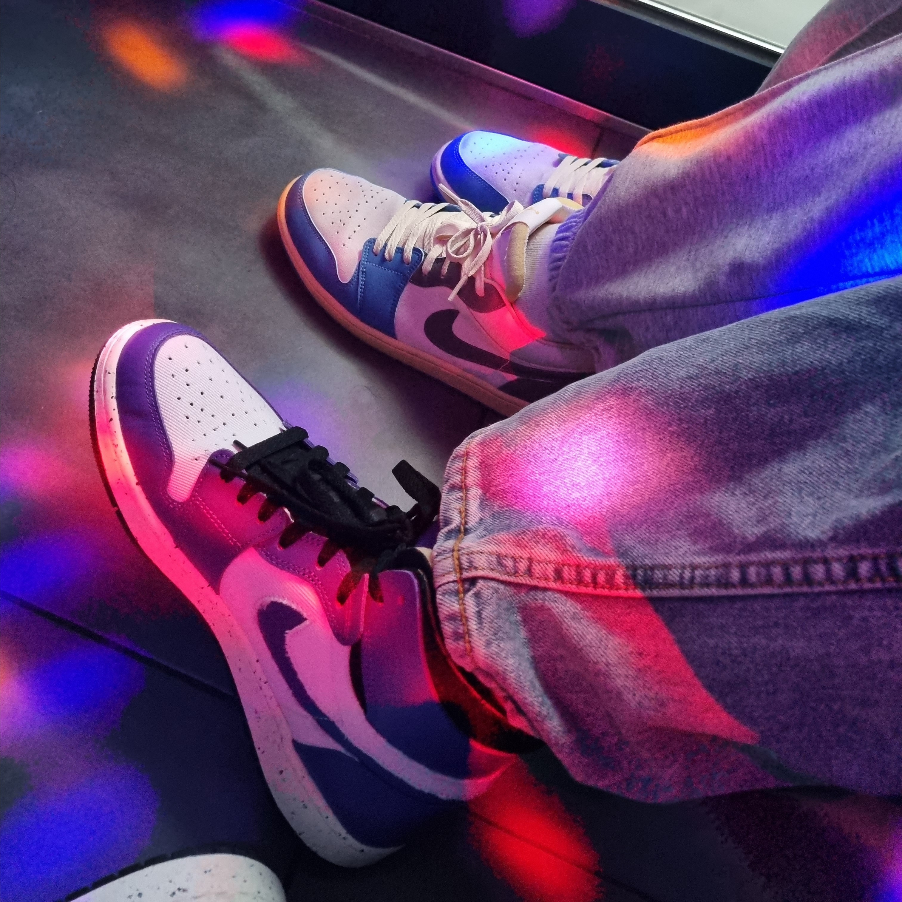 Jordan 1 Zoom Air CMFT Dark Iris, Jordan 1 Low SE Tokyo 96 착용 스타일 - 2