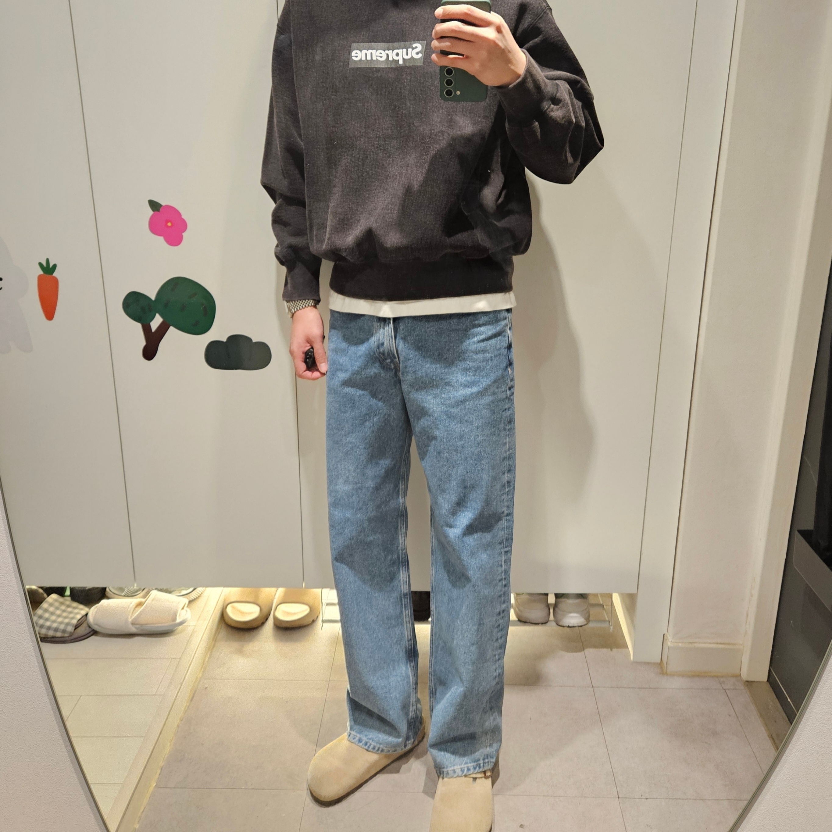 Supreme Washed Box Logo Crewneck Black - 25SS 착용 스타일 - 2