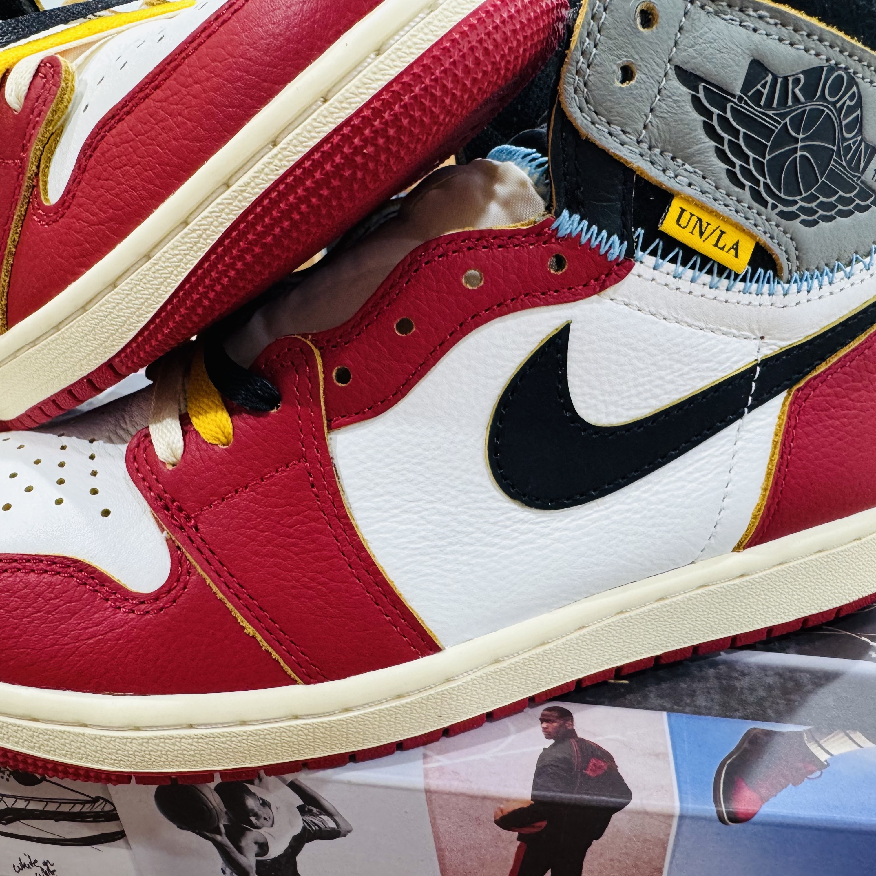 Jordan 1 x Union Retro High OG Chicago Shadow 착용 스타일 - 1