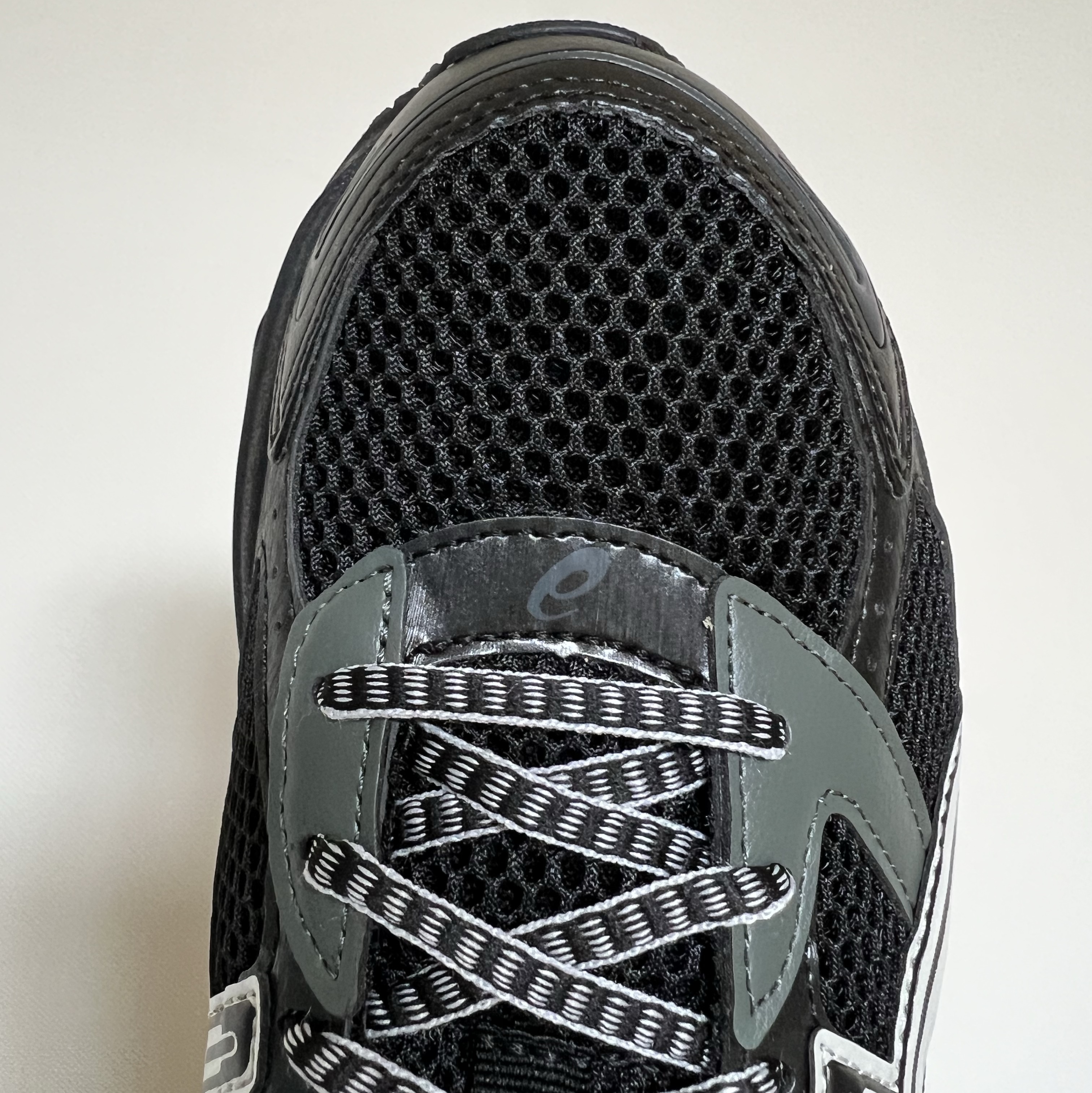 Asics Gel-1130 Black Glacier Grey - Folder Exclusive 착용 스타일 - 4