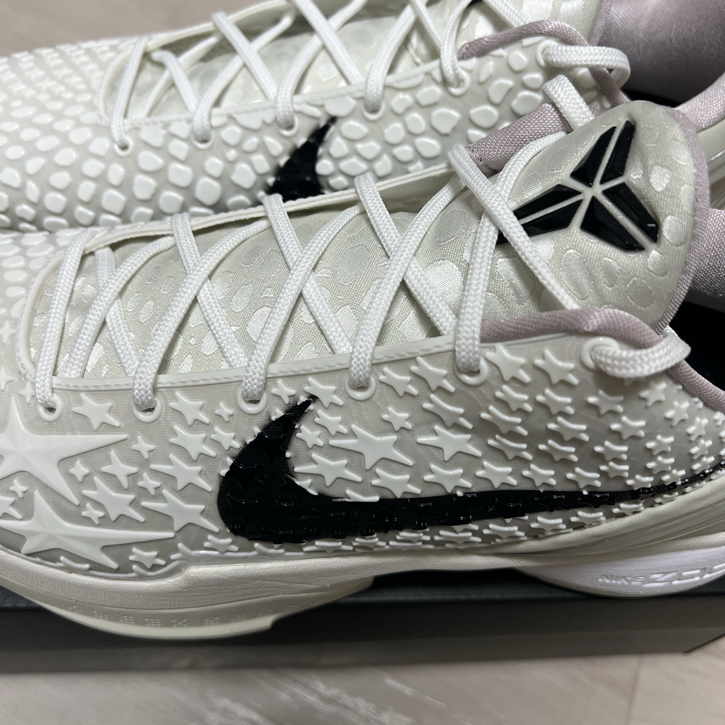 Nike Kobe 6 Protro Sail 착용 스타일 - 2