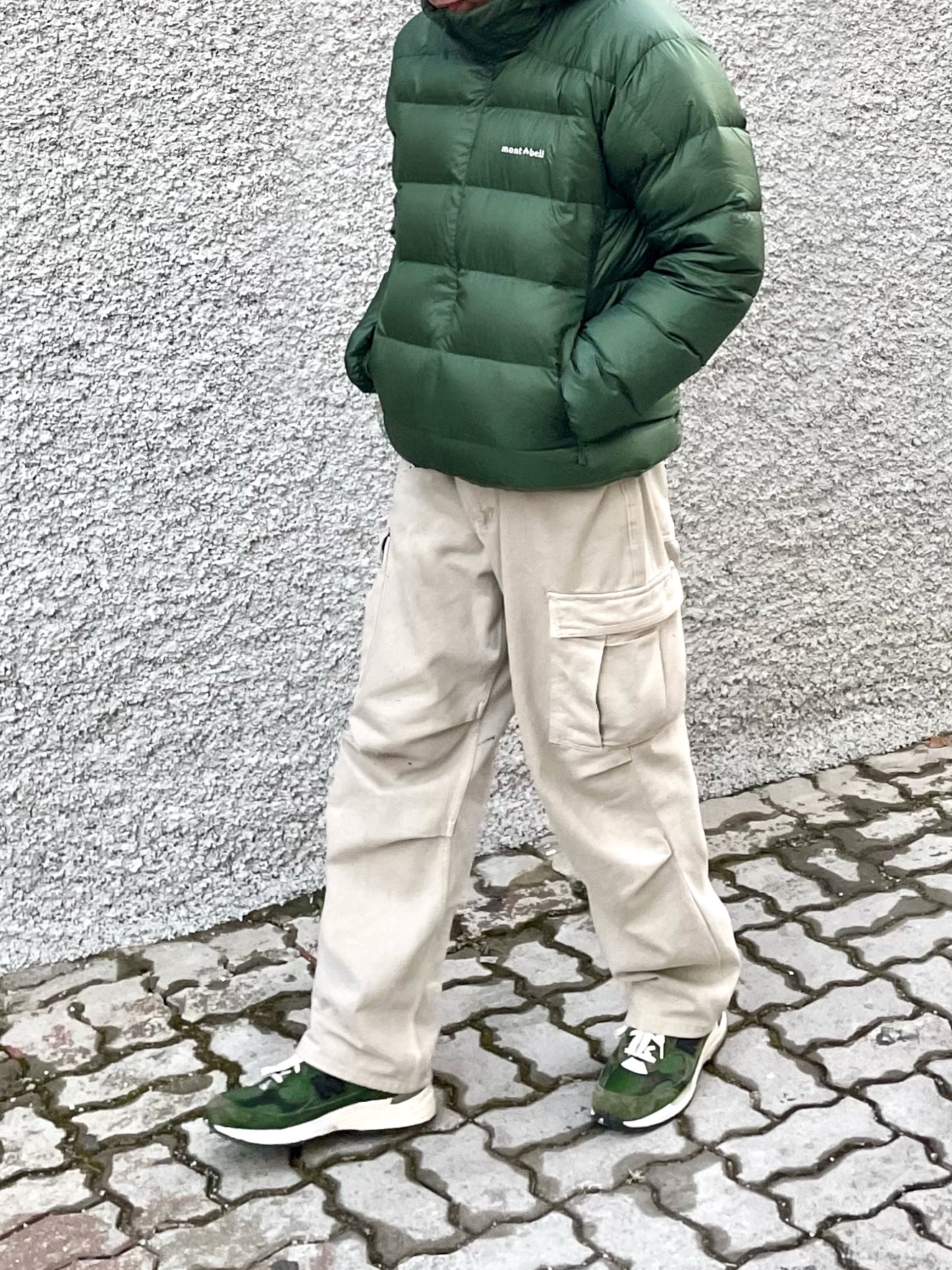 New Balance x JJJJound 992 Made in USA Mossy Green 착용 스타일