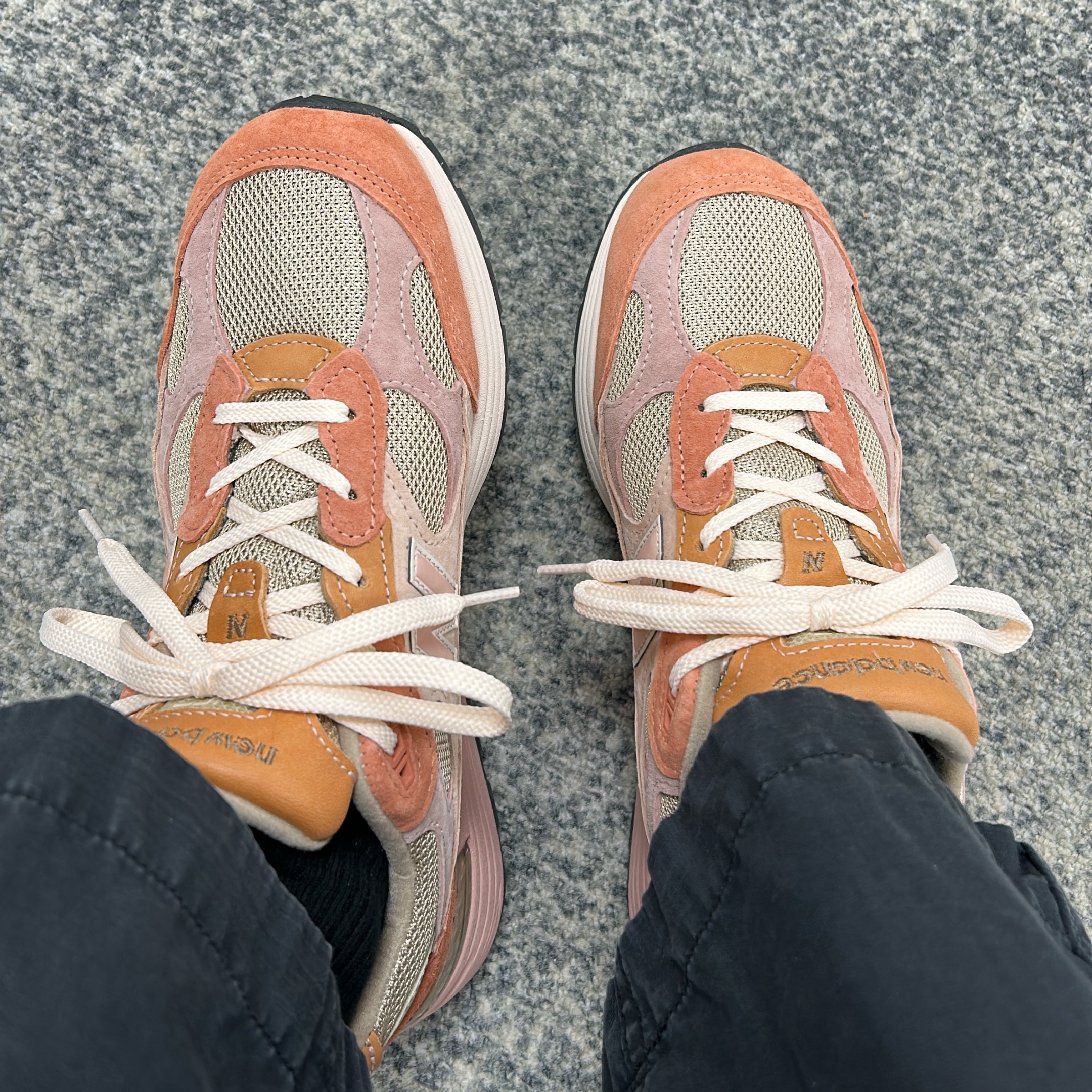 New Balance x Joe Freshgoods 992 Made in USA Aged Well 착용 스타일 - 3