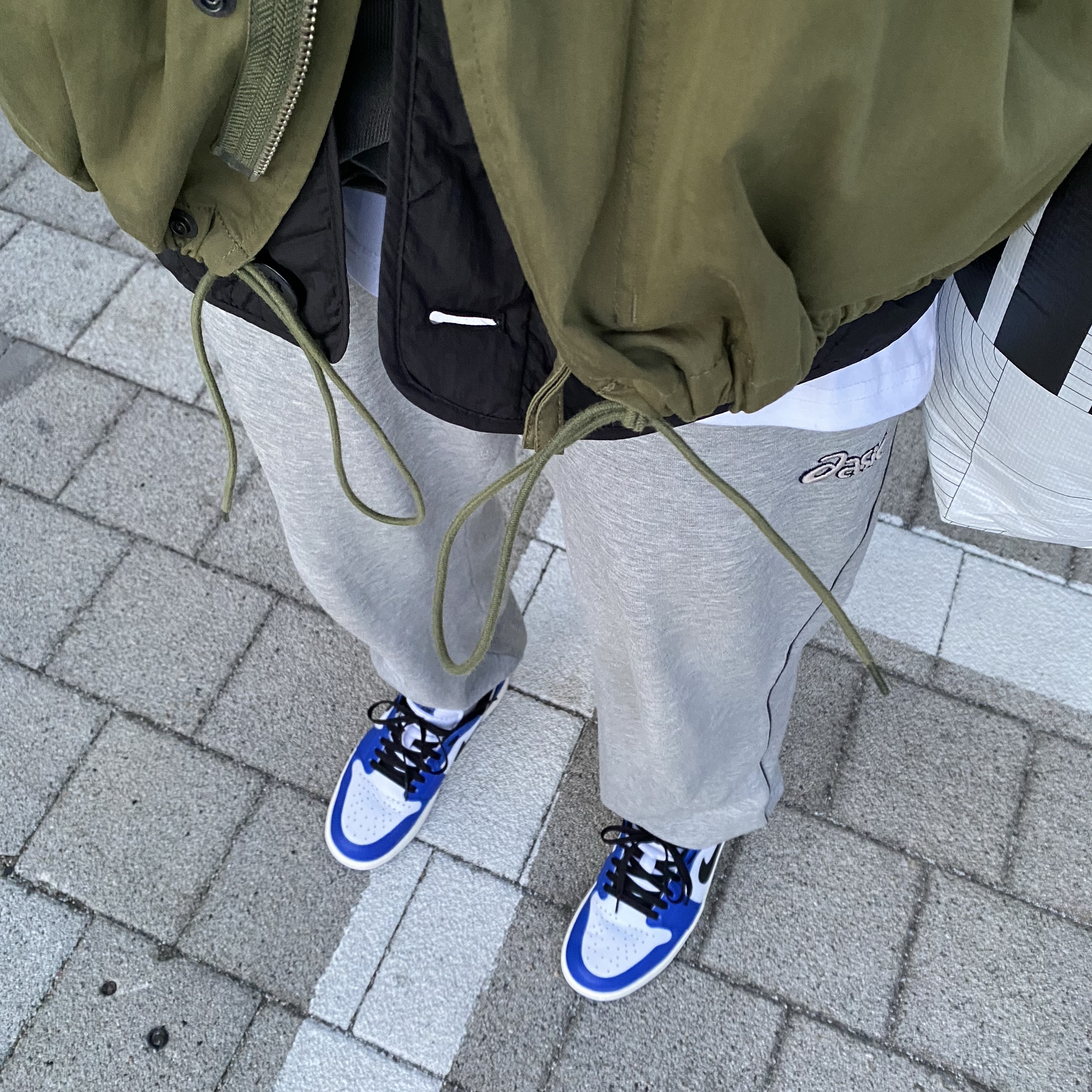 Jordan 1 Retro Low OG Game Royal 착용 스타일 - 1
