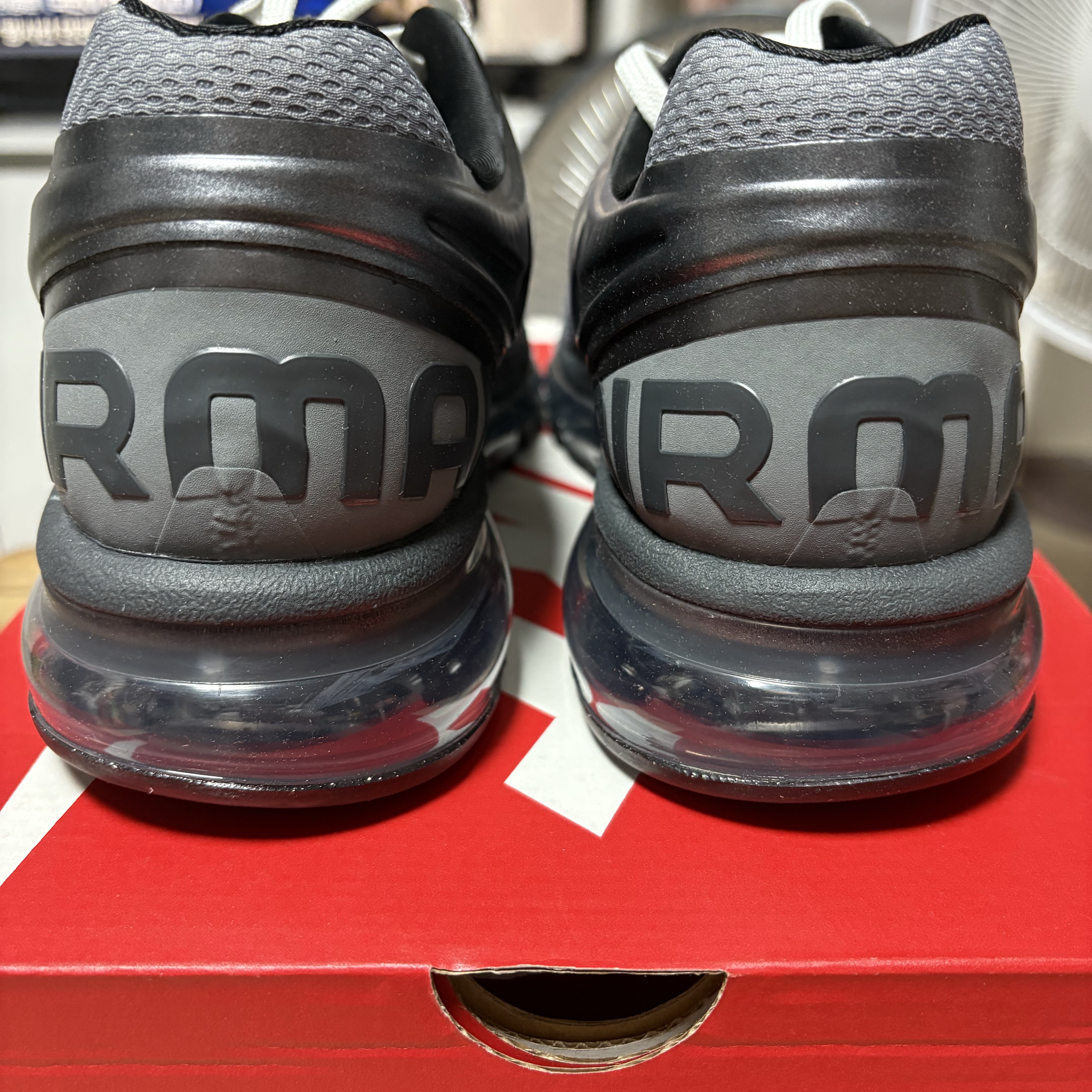Nike Air Max 2013 Metallic Cool Grey 착용 스타일 - 5