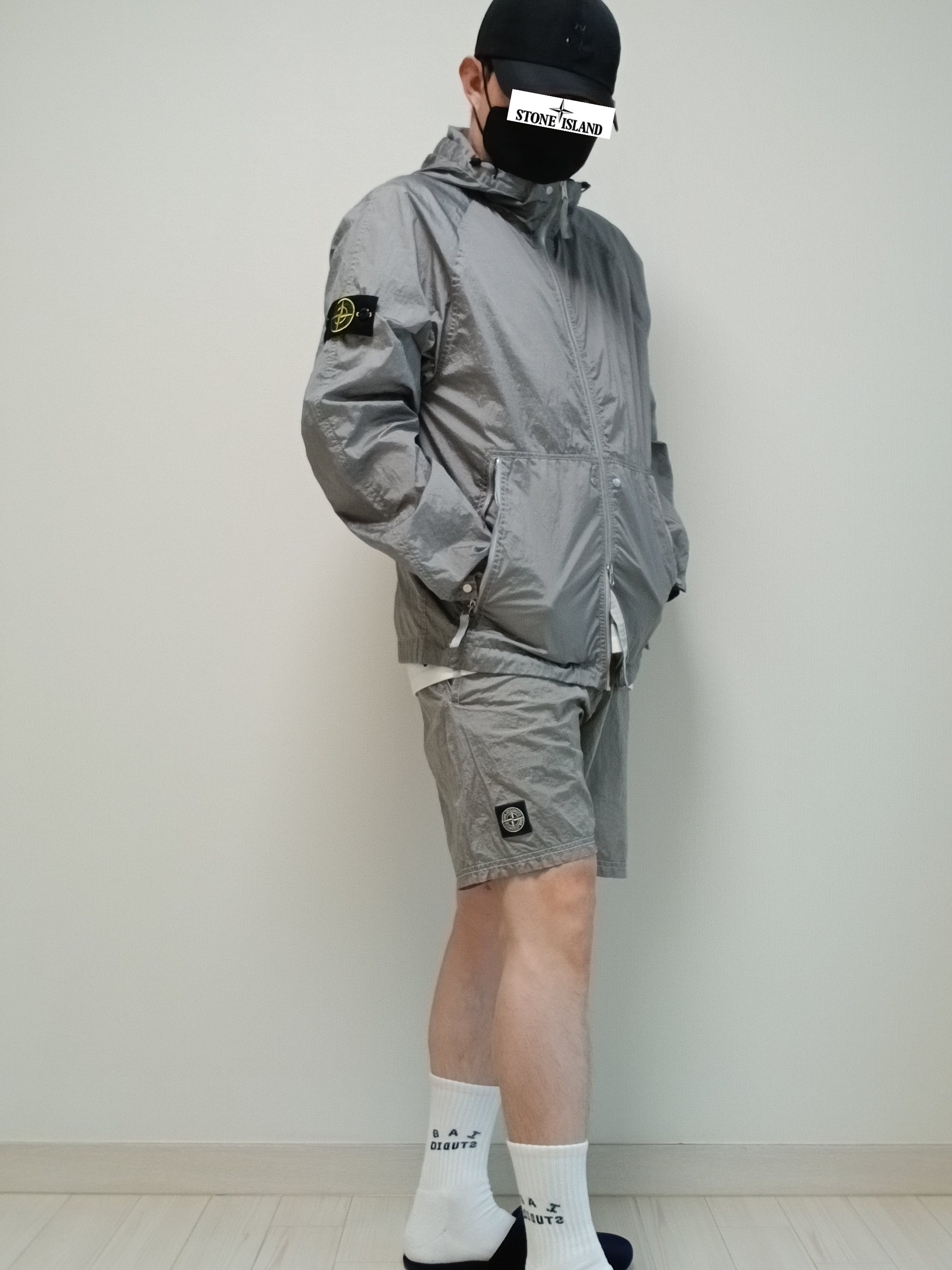 Stone Island 4100097 Nylon Metal Watro-Tc in Econyl Hooded Jacket Pearl Grey - 25SS, Arc'teryx Captive Arc'word SS T-Shirt White Light 착용 스타일 - 6