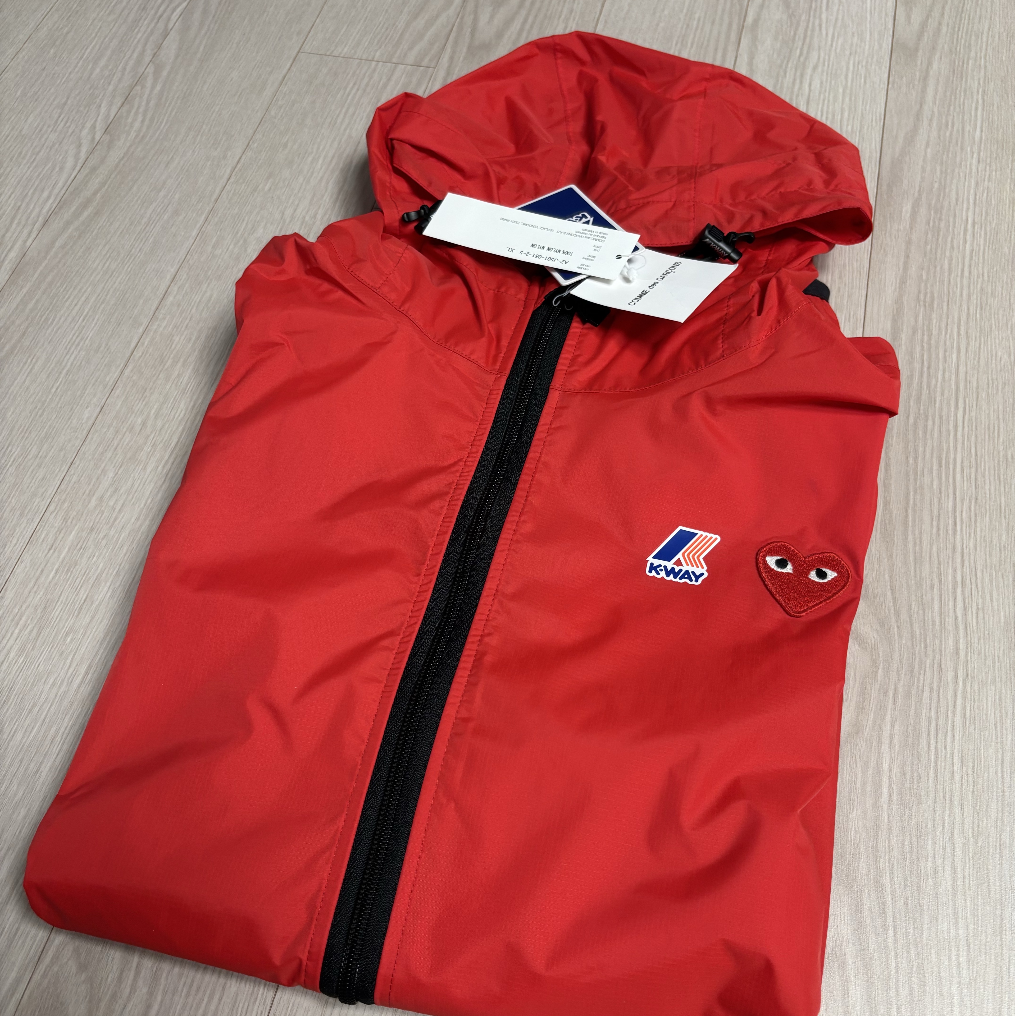 Play Comme des Garcons x K-Way Full Zip Jacket Red 착용 스타일 - 3