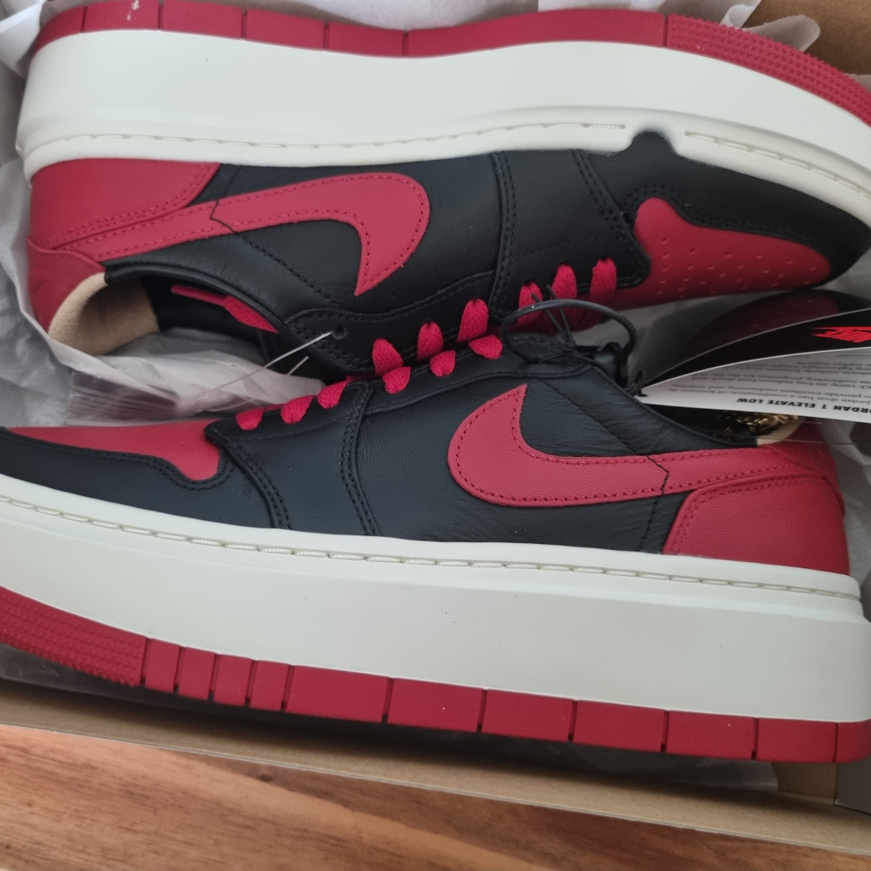 (W) Jordan 1 Elevate Low SE Bred 착용 스타일 - 2