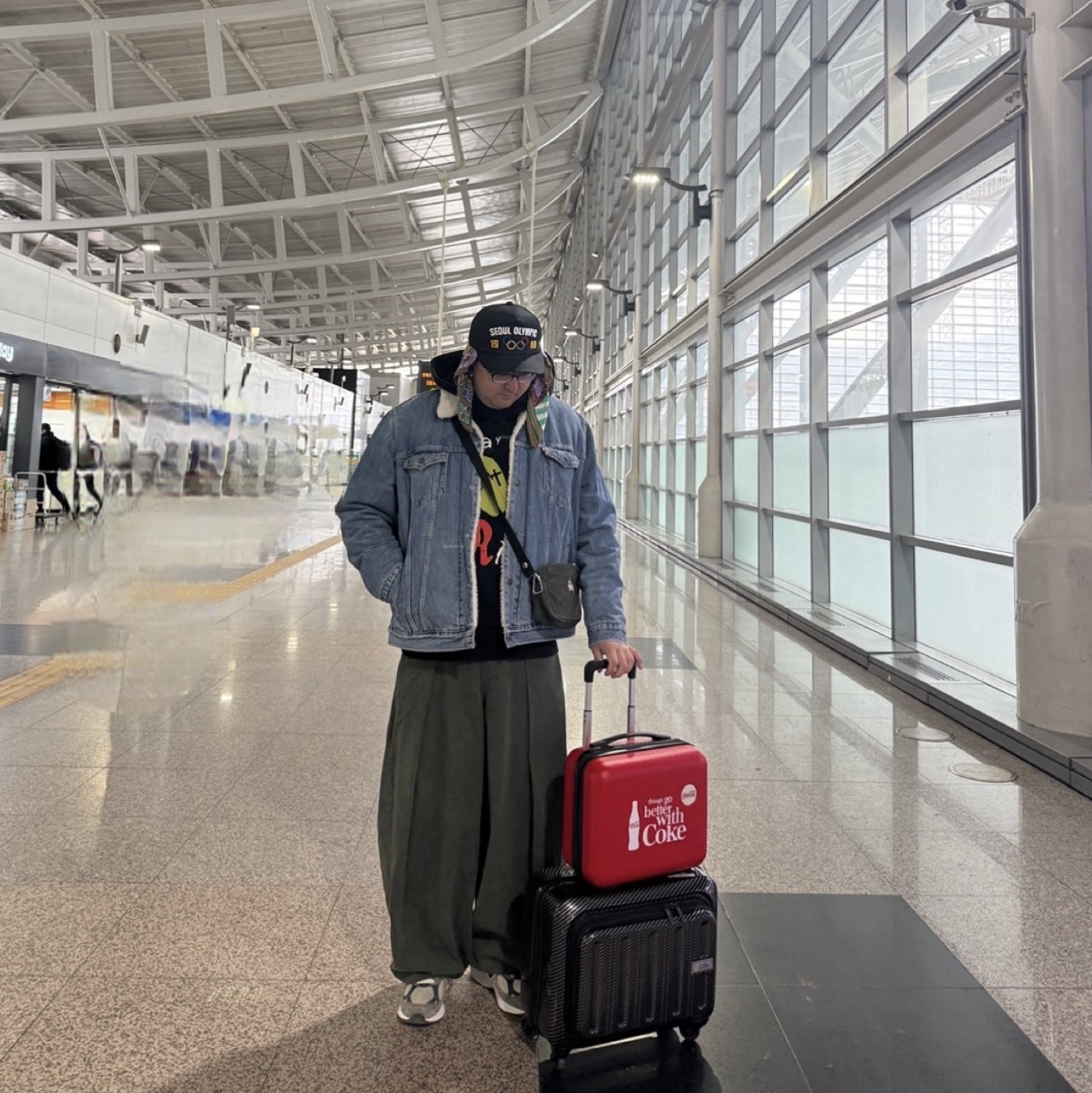 뉴발란스 990v3 메이드 인 USA 올리브 착용 스타일 - 1