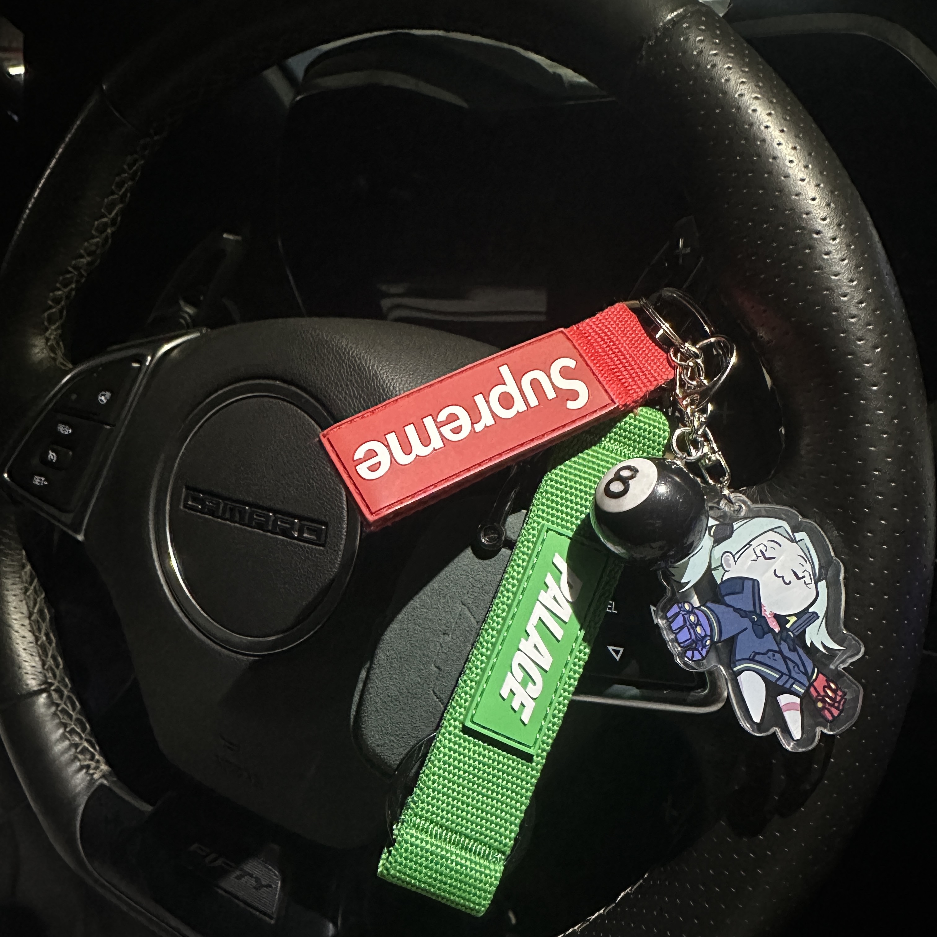 Palace Triangle Webbing Keyring Green - 25SS, Oakley Essential Icon Carabiner Blackout 착용 스타일