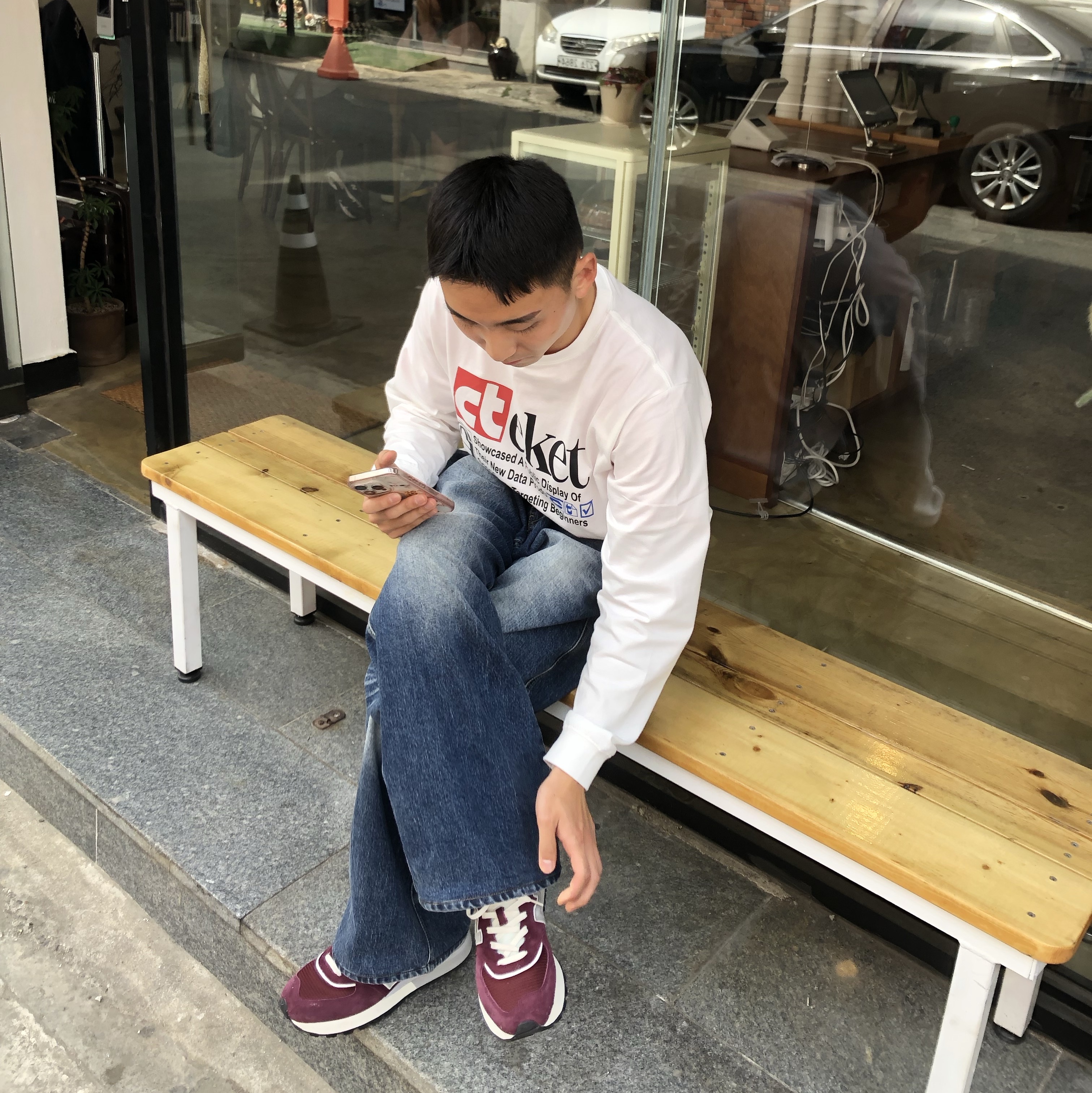 New Balance 574 Legacy Burgundy 착용 스타일