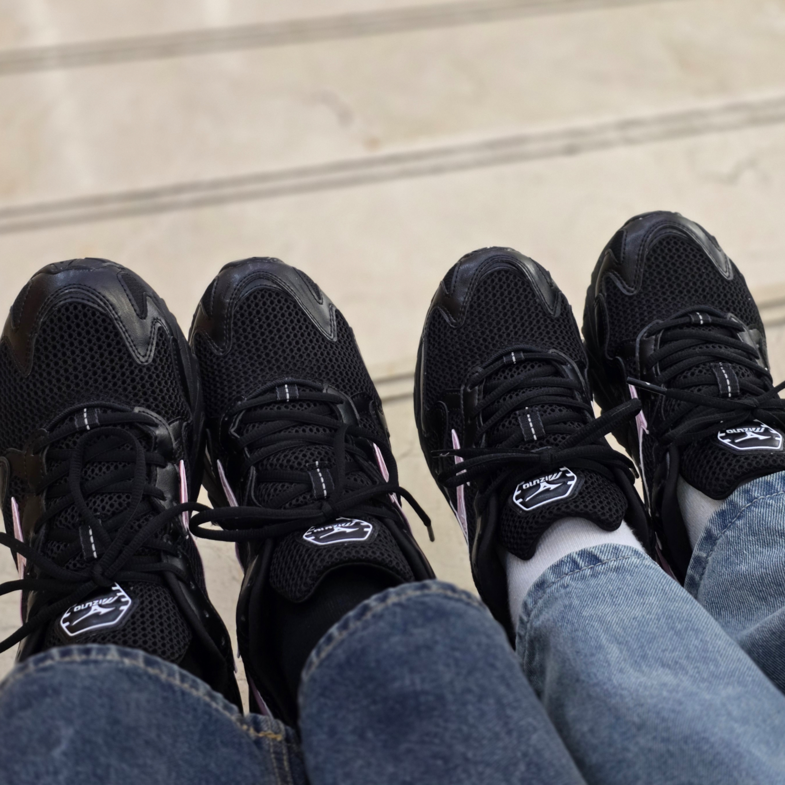 Mizuno Wave Rider Black Pink - Folder Exclusive 착용 스타일 - 3
