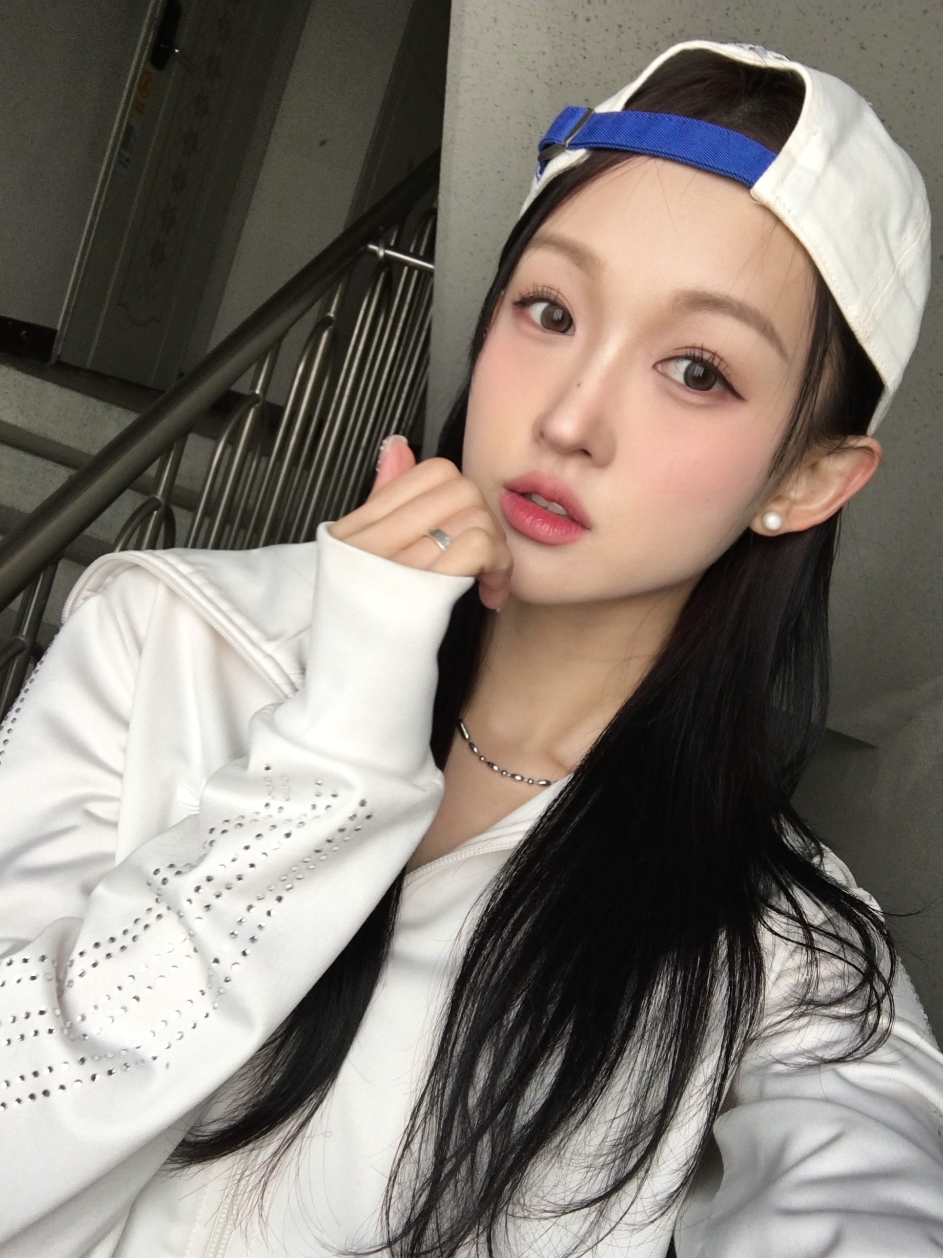 Starter x Basecream Two Tone Ball Cap Blue 착용 스타일 - 3