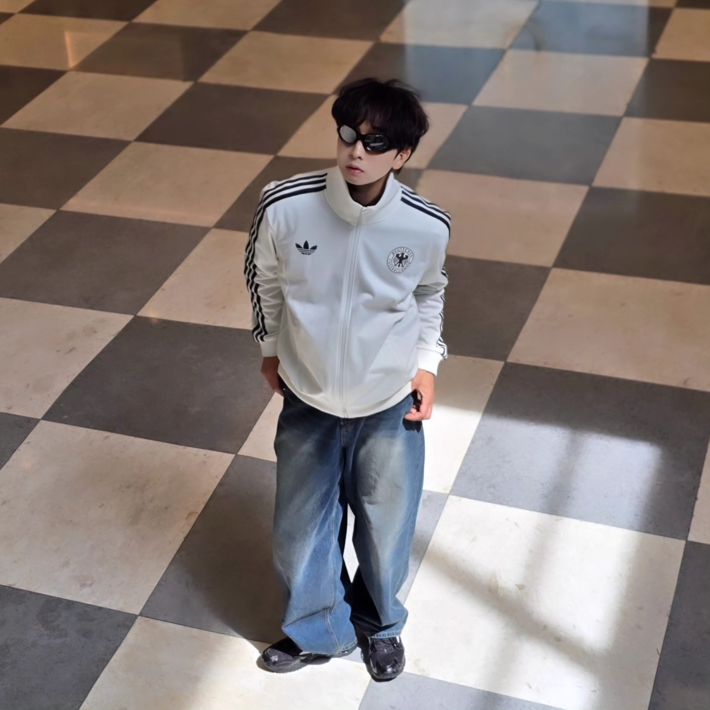 Adidas German Beckenbauer Track Top Off White - KR Sizing, Adidas German Beckenbauer Track Top Off White - US Sizing 착용 스타일 - 3