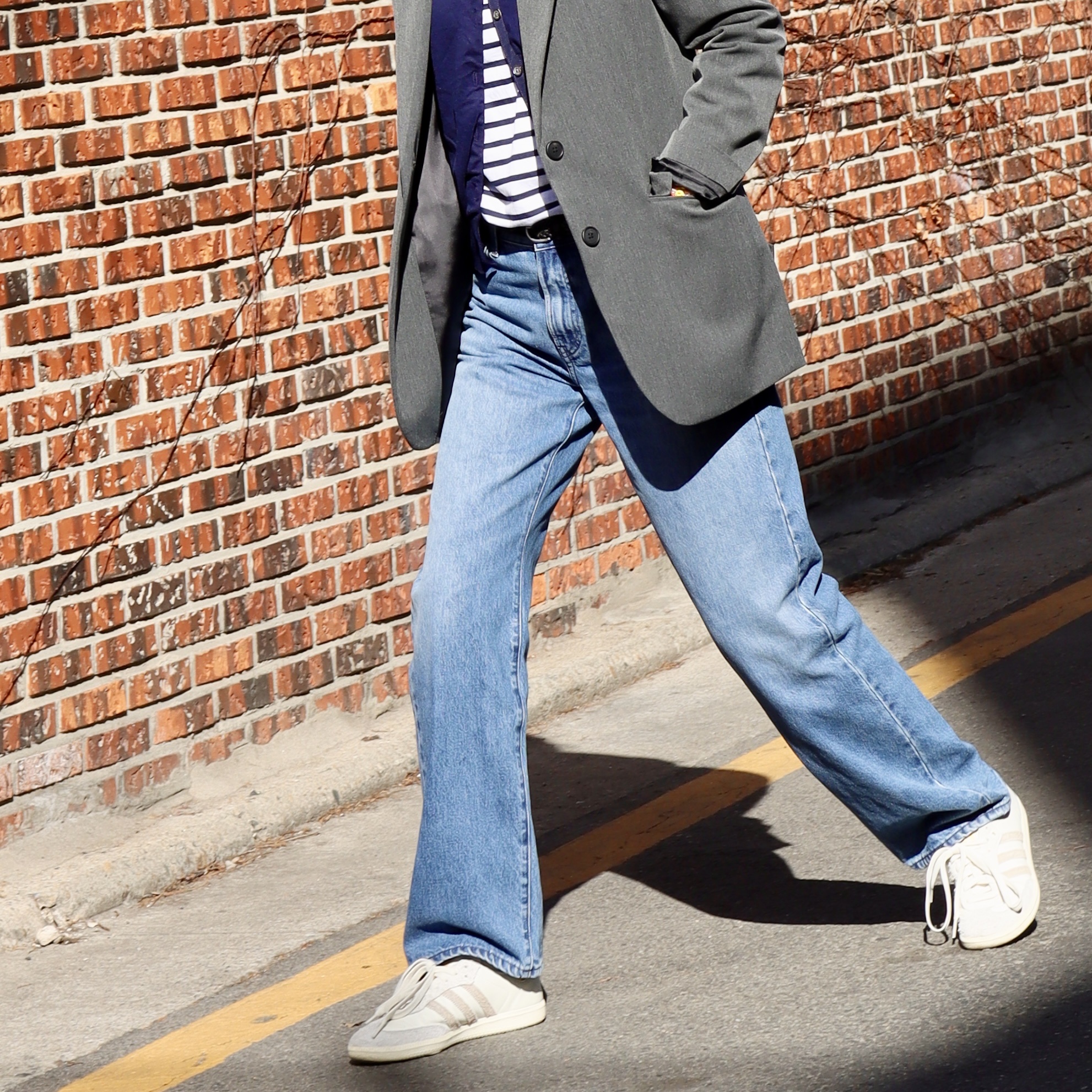 Adidas x Kasina Samba Consortium Cup Off White Trace Khaki, Saint James Minquiers Modern Striped Sailor Long Sleeve T-Shirt Neige Noir 착용 스타일 - 1