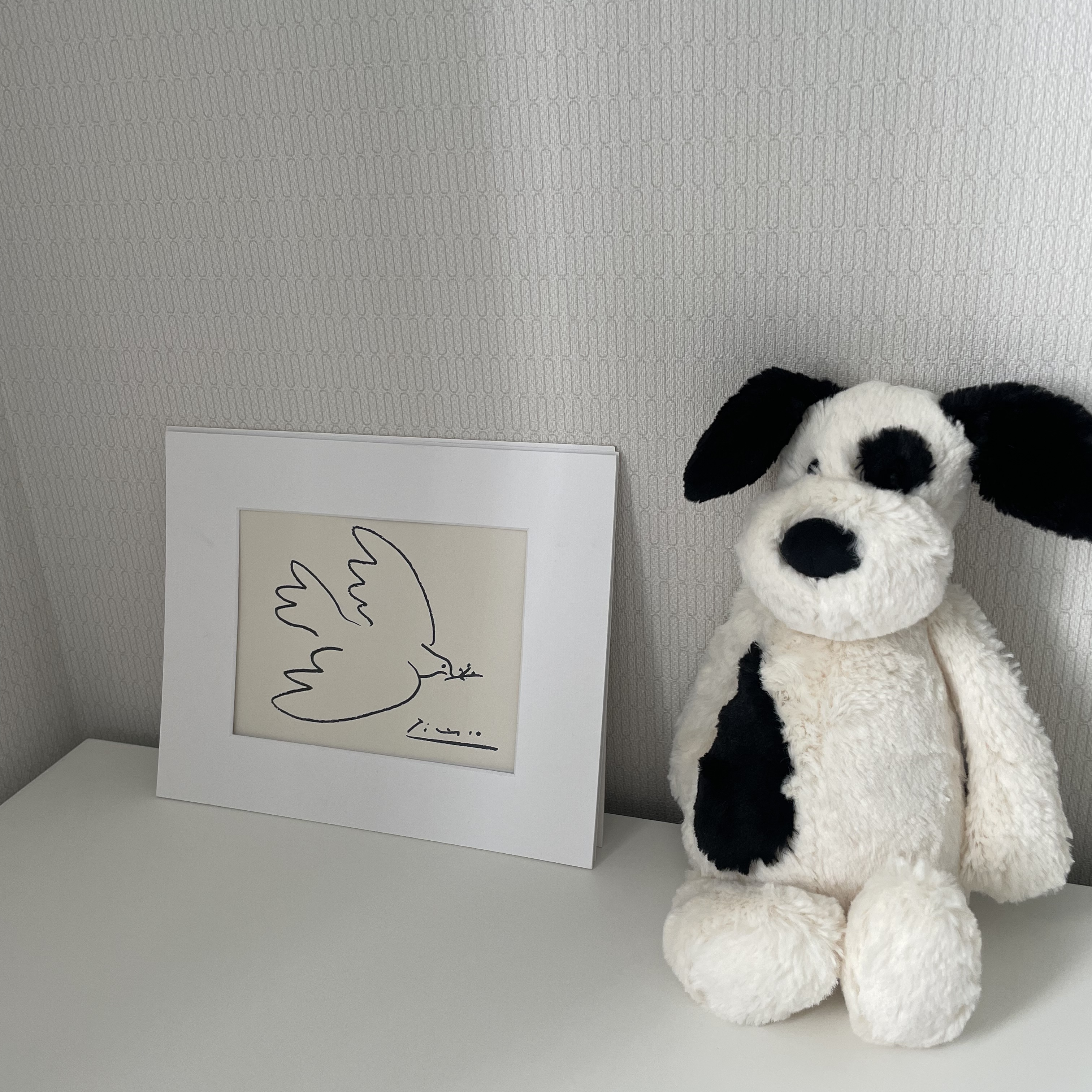 Jellycat Bashful Puppy Medium Black Cream 착용 스타일