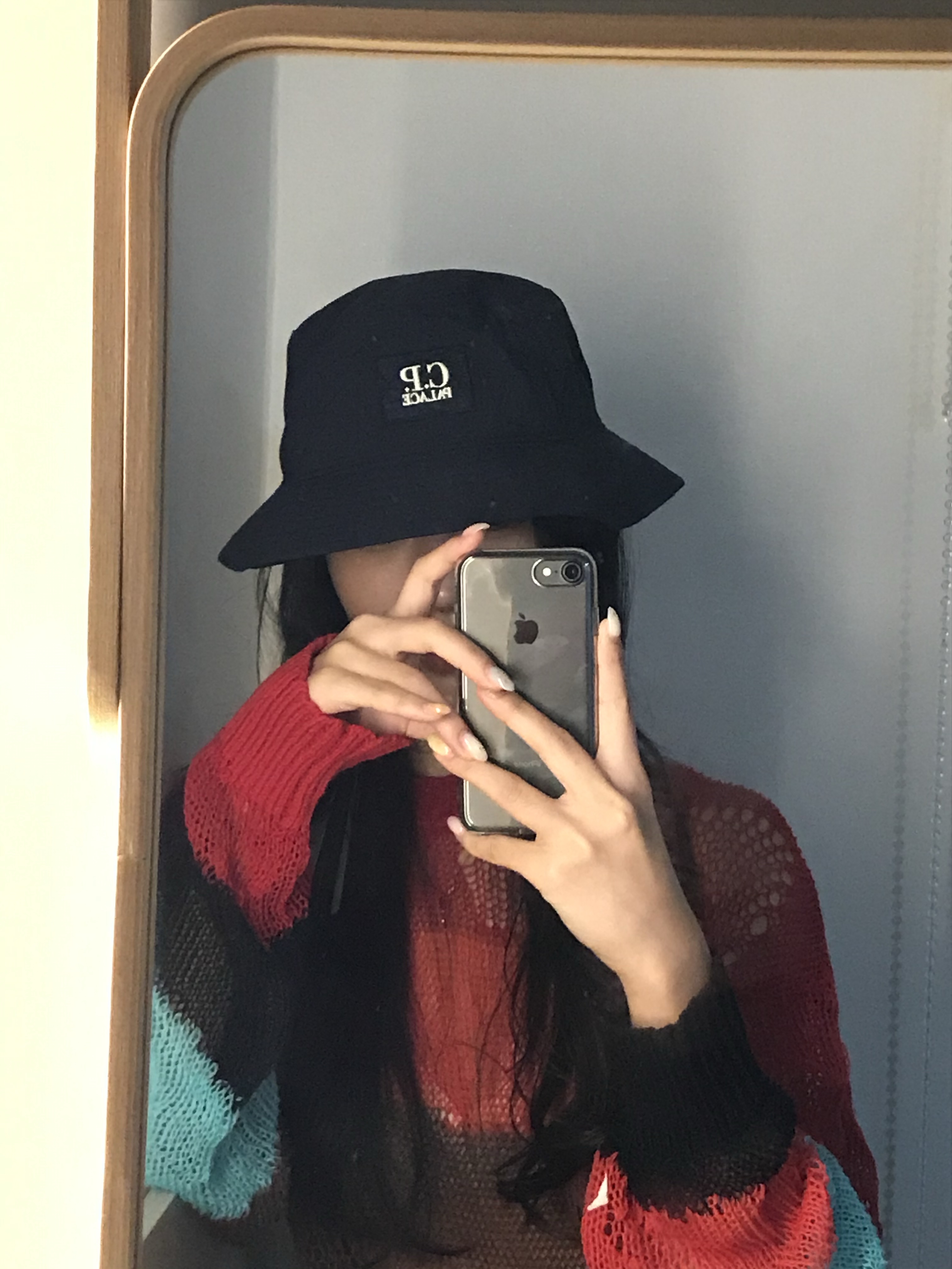 팔라스 x C.P. 컴퍼니 고글 버킷햇 네이비 - 25SS, 자라 x 앤더슨벨 자카드 레이스 스웨터 멀티컬러 착용 스타일 - 2