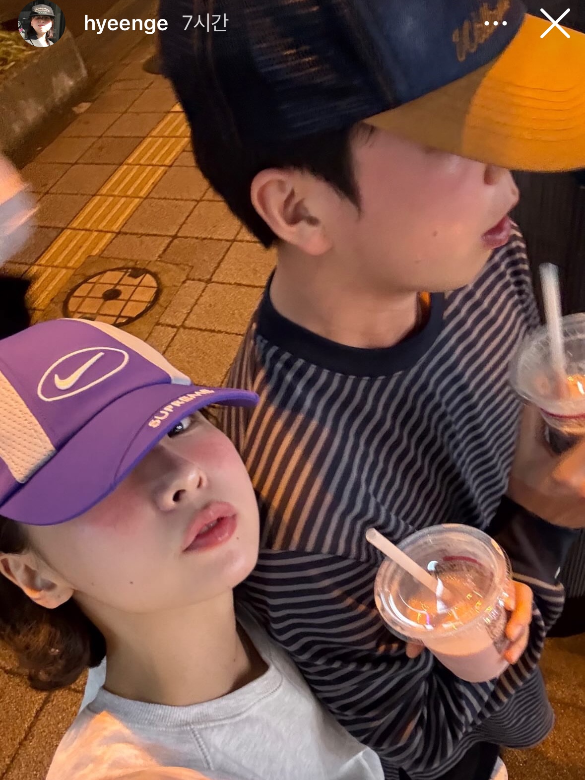 Supreme x Nike Running Hat Purple - 25SS, Supreme x Nike Running Hat Black - 25SS 착용 스타일 - 2
