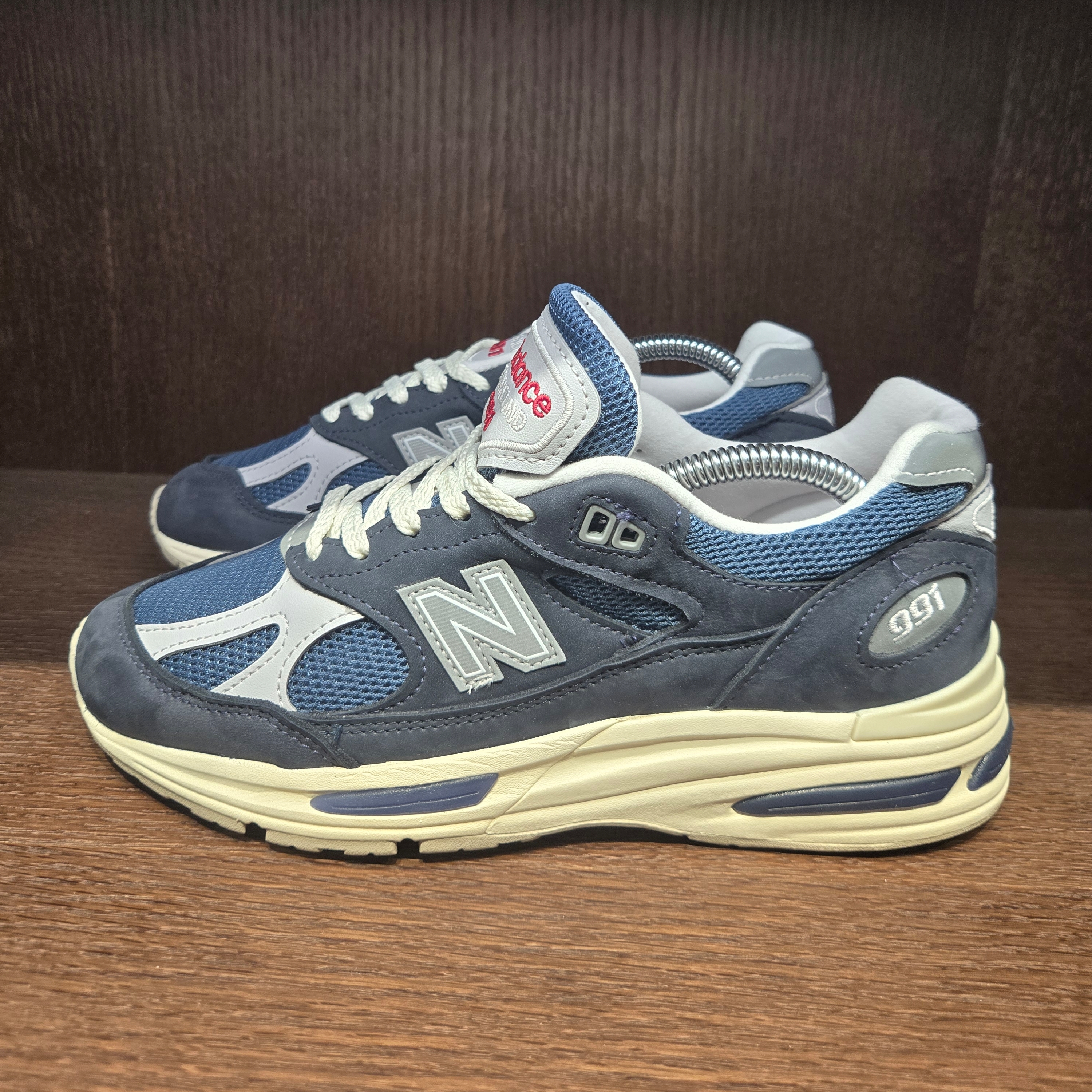 New Balance 991v2 Made in UK Total Eclipse Indian Teal 착용 스타일
