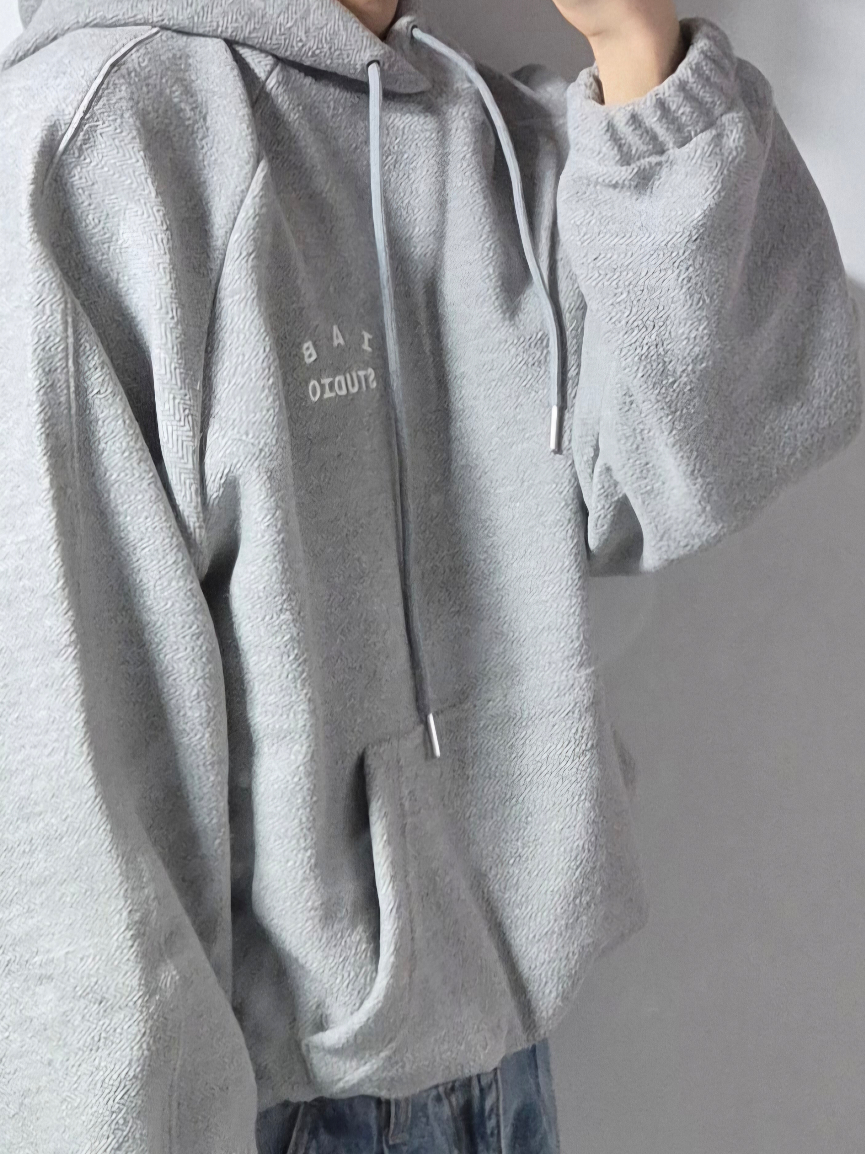 IAB Studio Herringbone Hoodie Gray White 착용 스타일 - 1