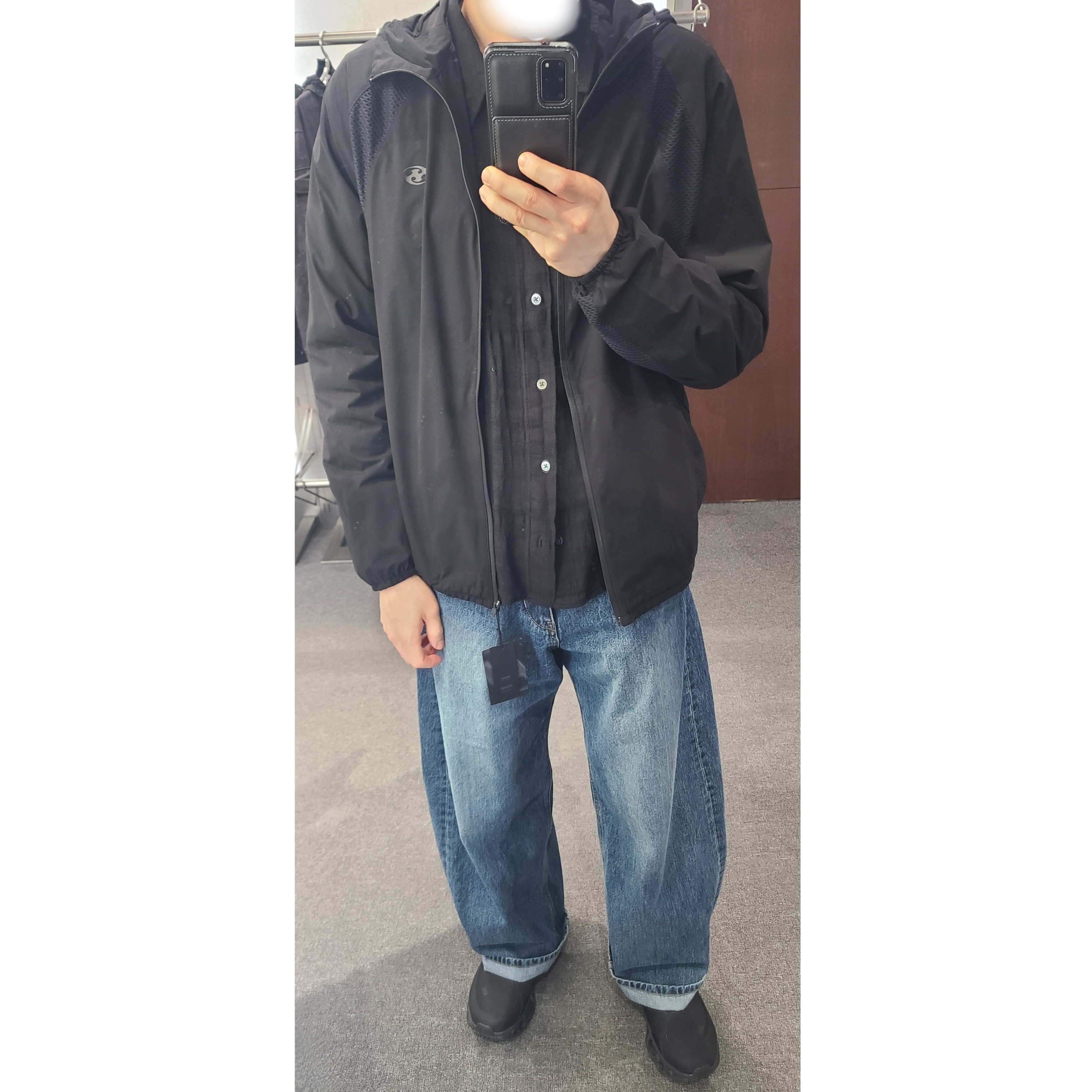Sansan Gear Mesh Jacket Black_25SS, Hatchingroom Wide Curve Jeans Washed Blue 착용 스타일 - 1